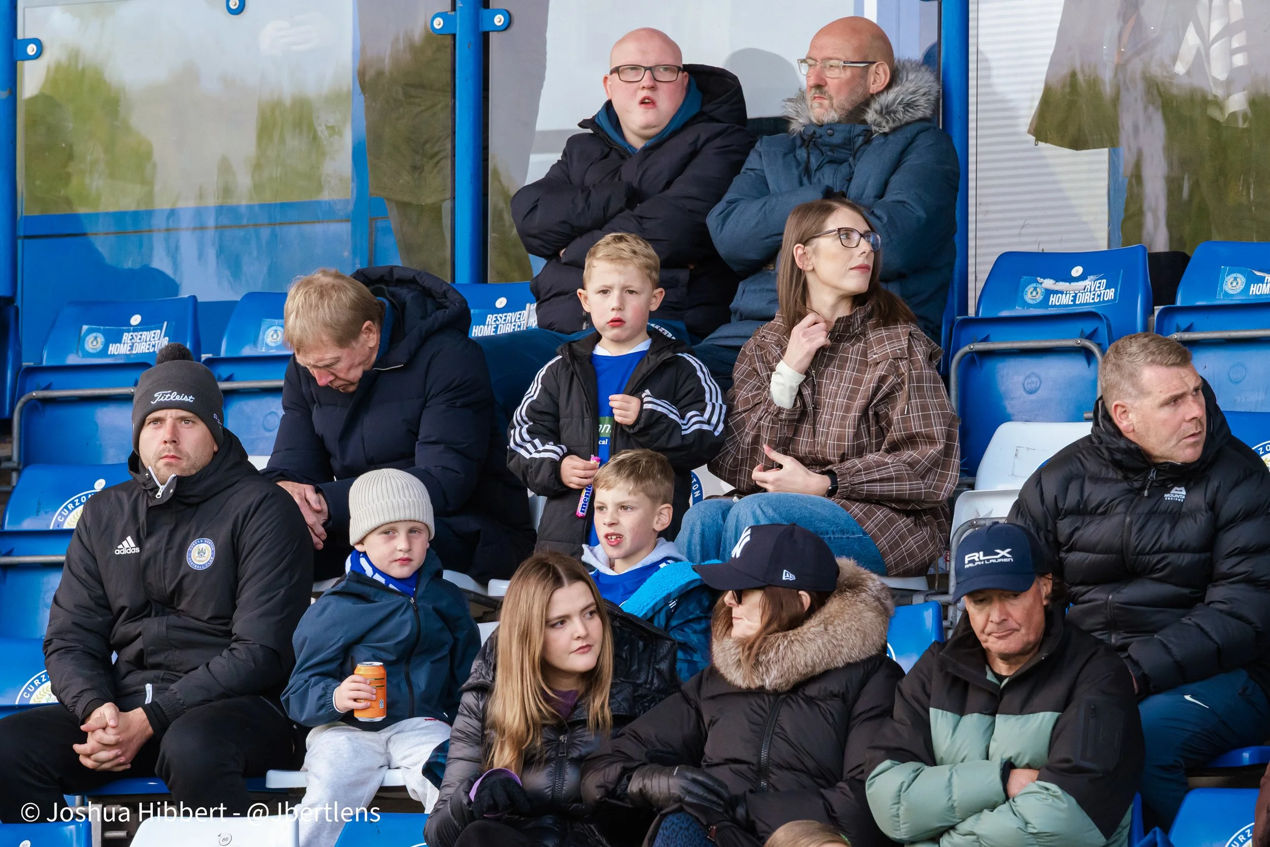 Curzon_Ashton_Hyde_United_Web_Sized_10.10.26-29.jpg