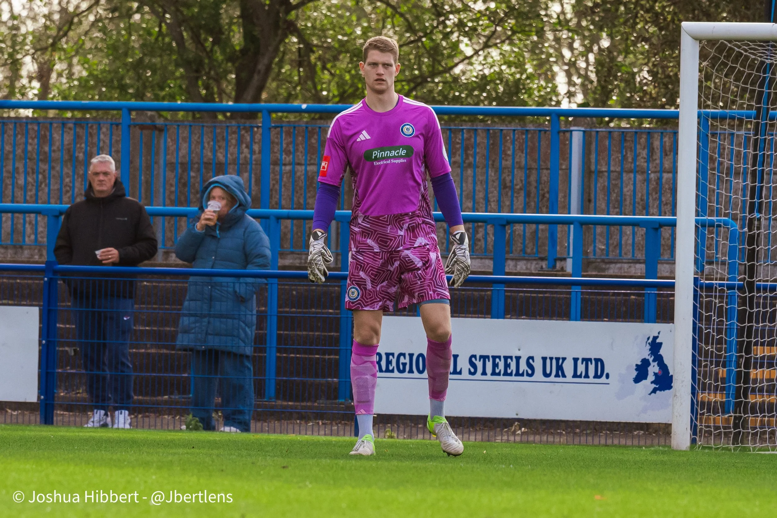 Curzon_Ashton_Hyde_United_Web_Sized_10.10.26-104.jpg