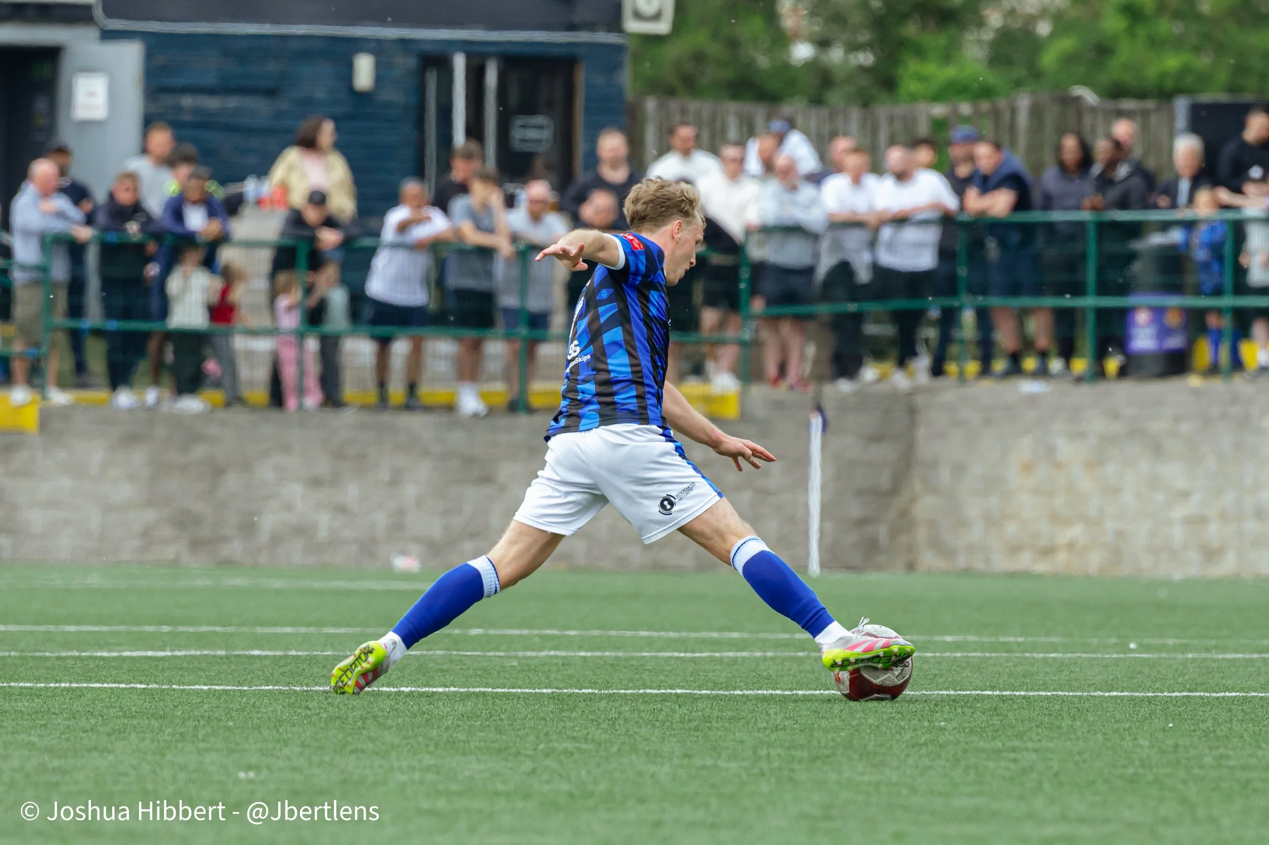 Sport_Photography_Stalybridge_Celtic_Avro_10.05.26-145.jpg