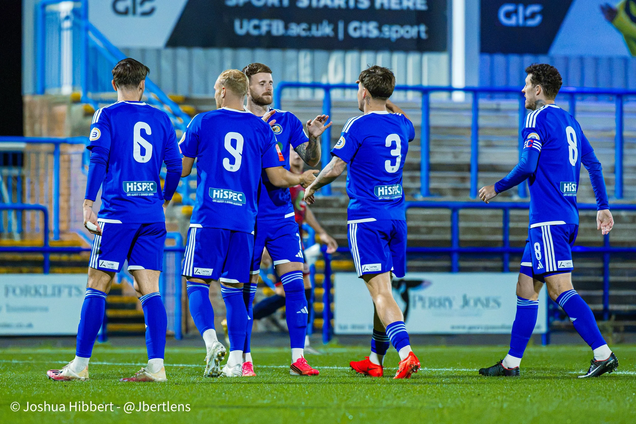 Curzon_Ashton_Redcar_Athletic_Web_Sized_06.10.26-35.jpg