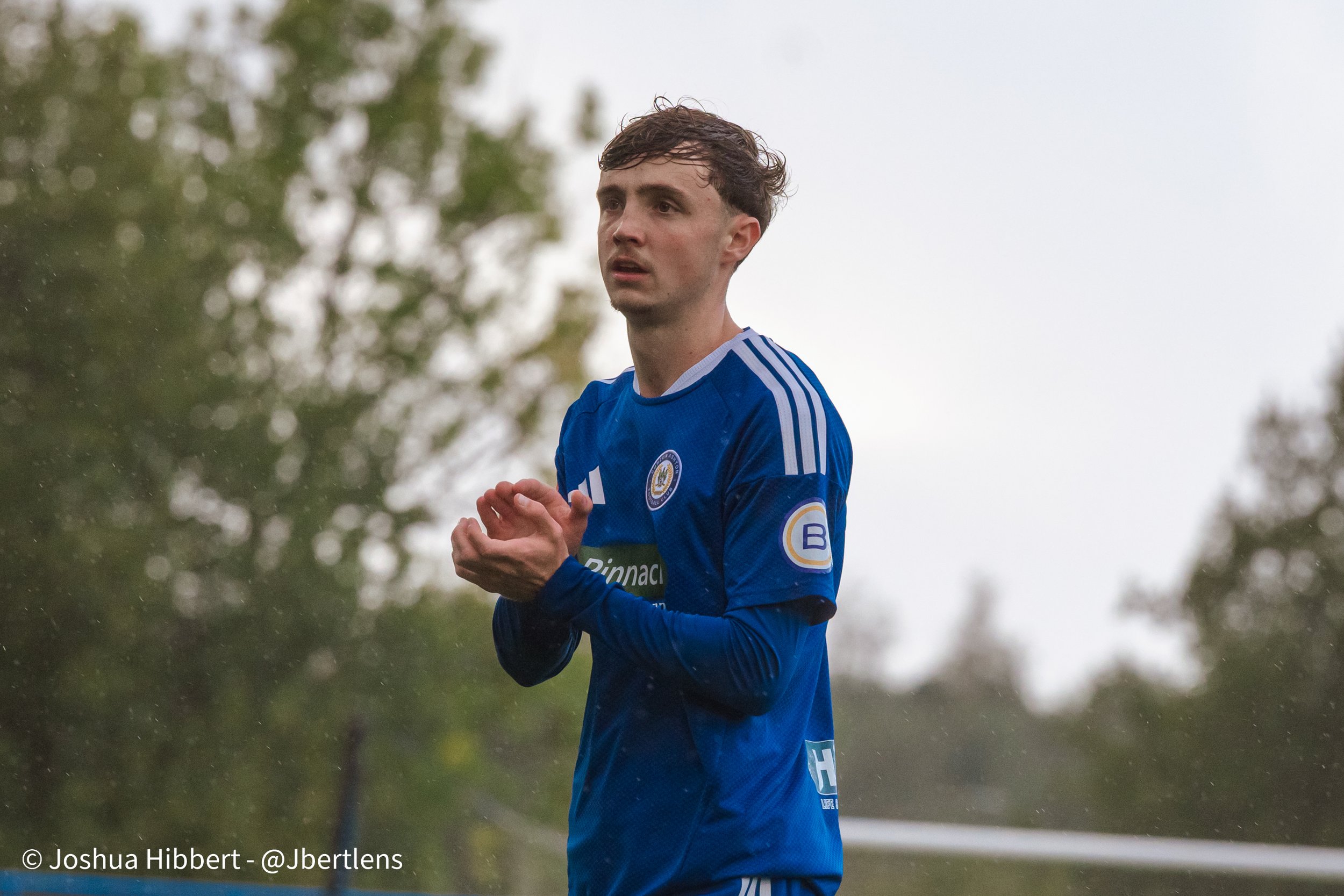 Curzon_Ashton_Hyde_United_Web_Sized_10.10.26-186.jpg