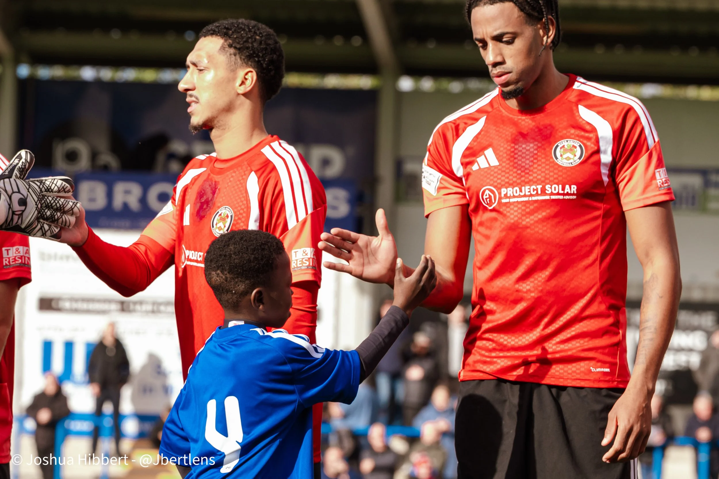 Curzon_Ashton_Hyde_United_Web_Sized_10.10.26-38.jpg