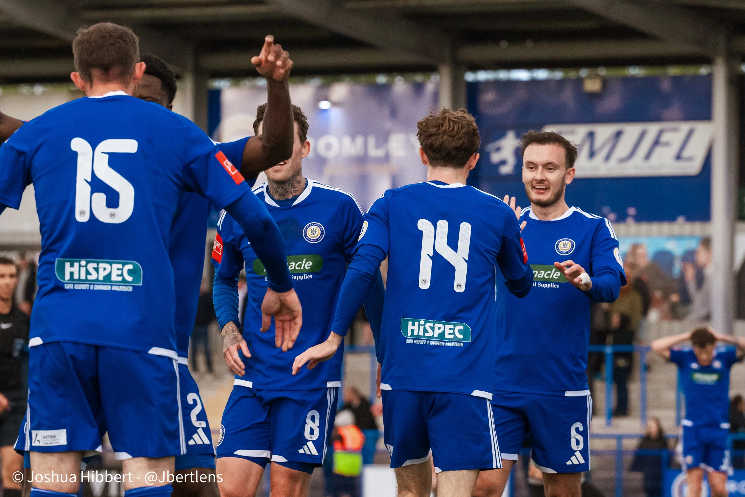 Curzon_Ashton_Hyde_United_Web_Sized_10.10.26-173.jpg