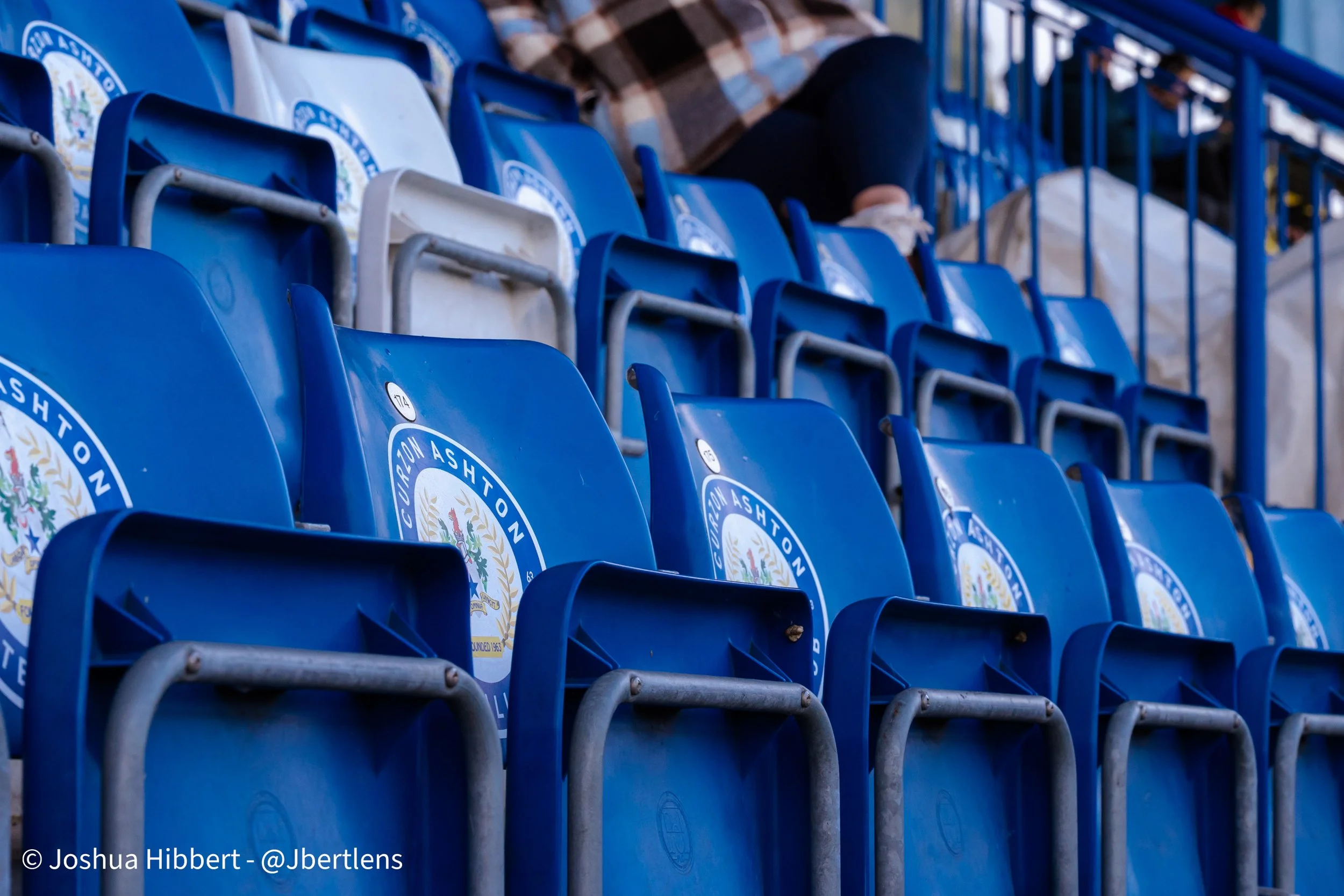 Curzon_Ashton_Hyde_United_Web_Sized_10.10.26-25.jpg