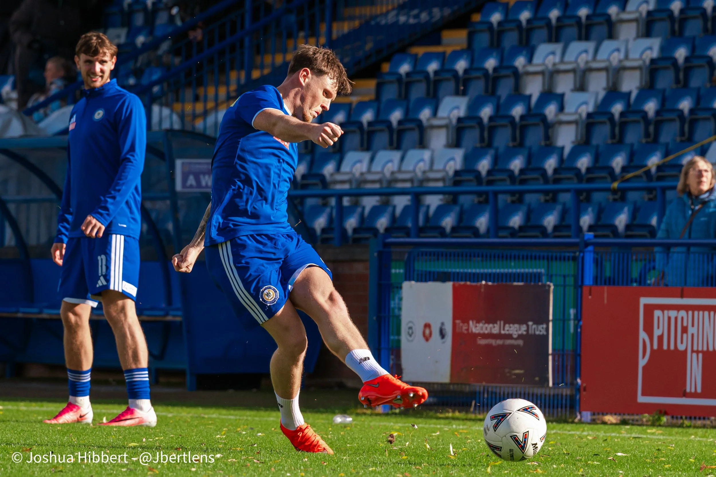 Curzon_Ashton_Hyde_United_Web_Sized_10.10.26-15.jpg