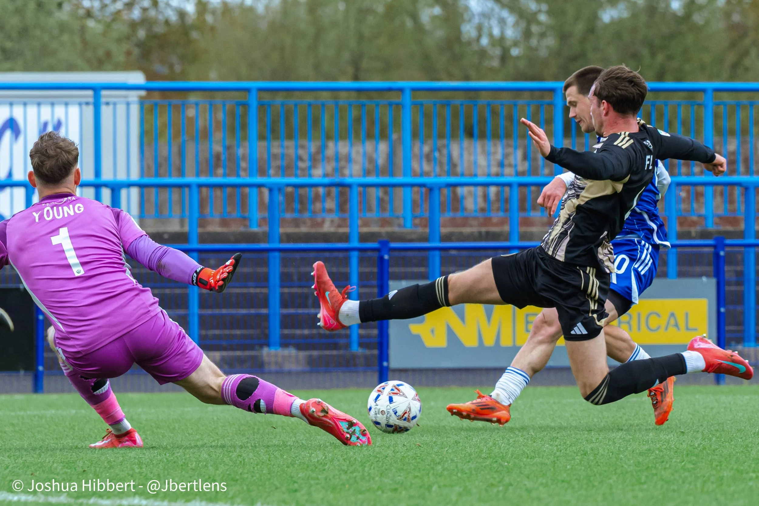 Sport_Photography_Curzon_Ashton_Buxton_FC_18.04.26-79.jpg