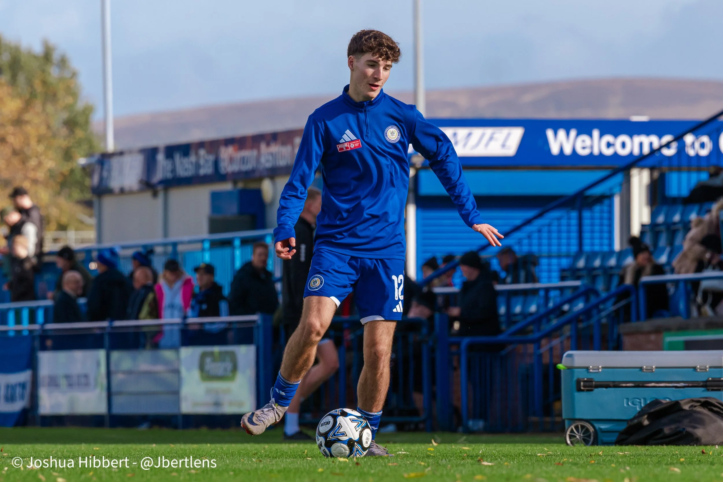 Curzon_Ashton_Hyde_United_Web_Sized_10.10.26-18.jpg