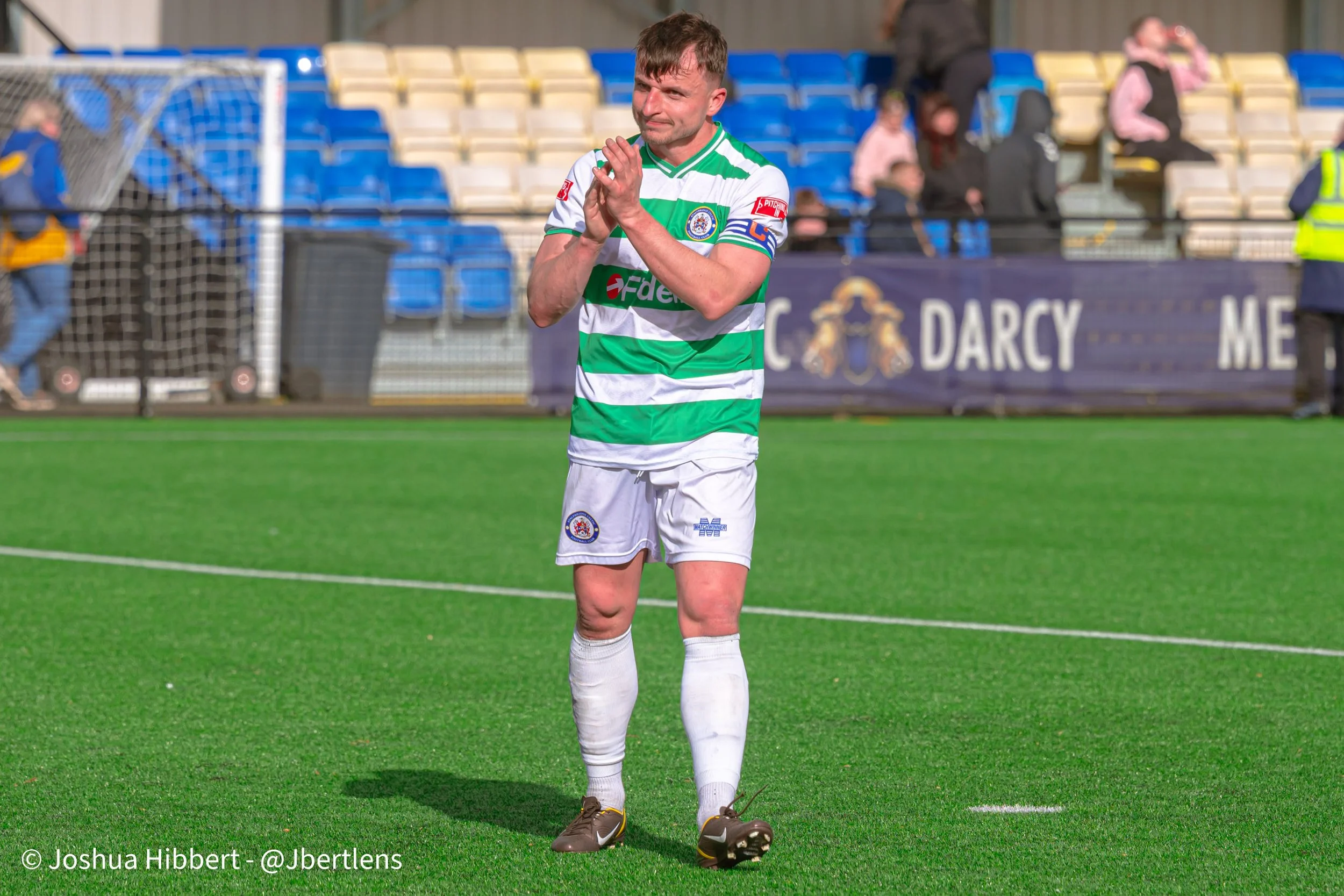 Sport_Photography_Stalybridge_Celtic_Sporting_Khalsa_11.04 (73).jpg