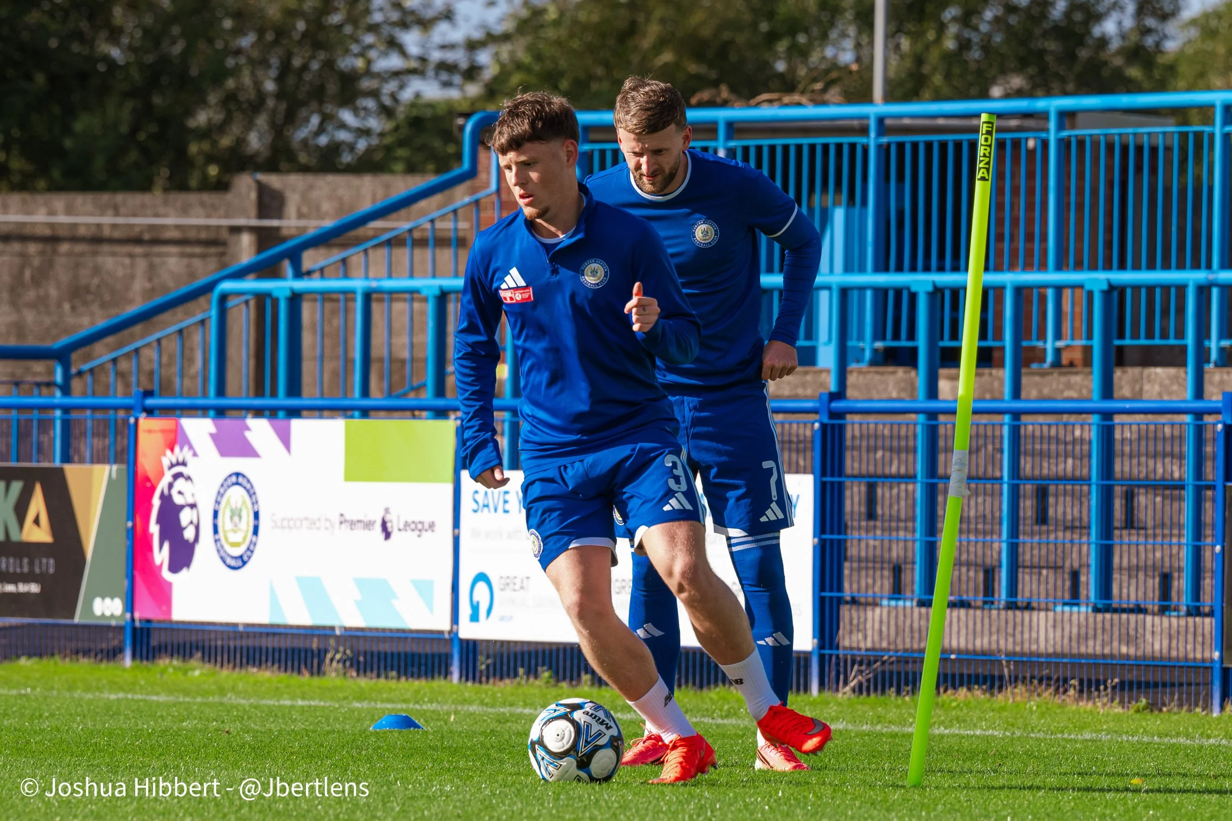 Curzon_Ashton_Hyde_United_Web_Sized_10.10.26-5.jpg