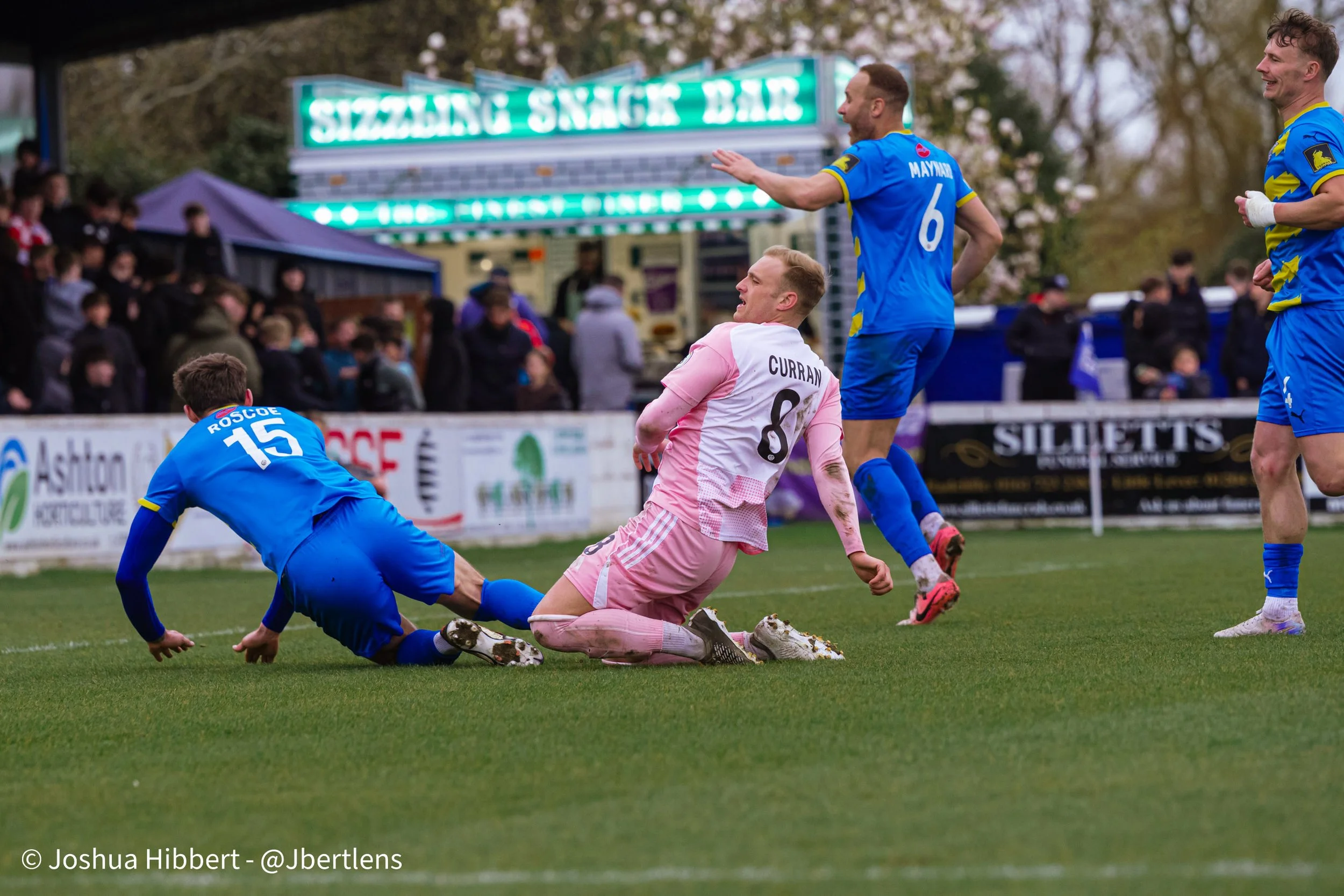 Sport_Photography_Curzon_Ashton_Radcliffe_FC_03.04.26-59.jpg