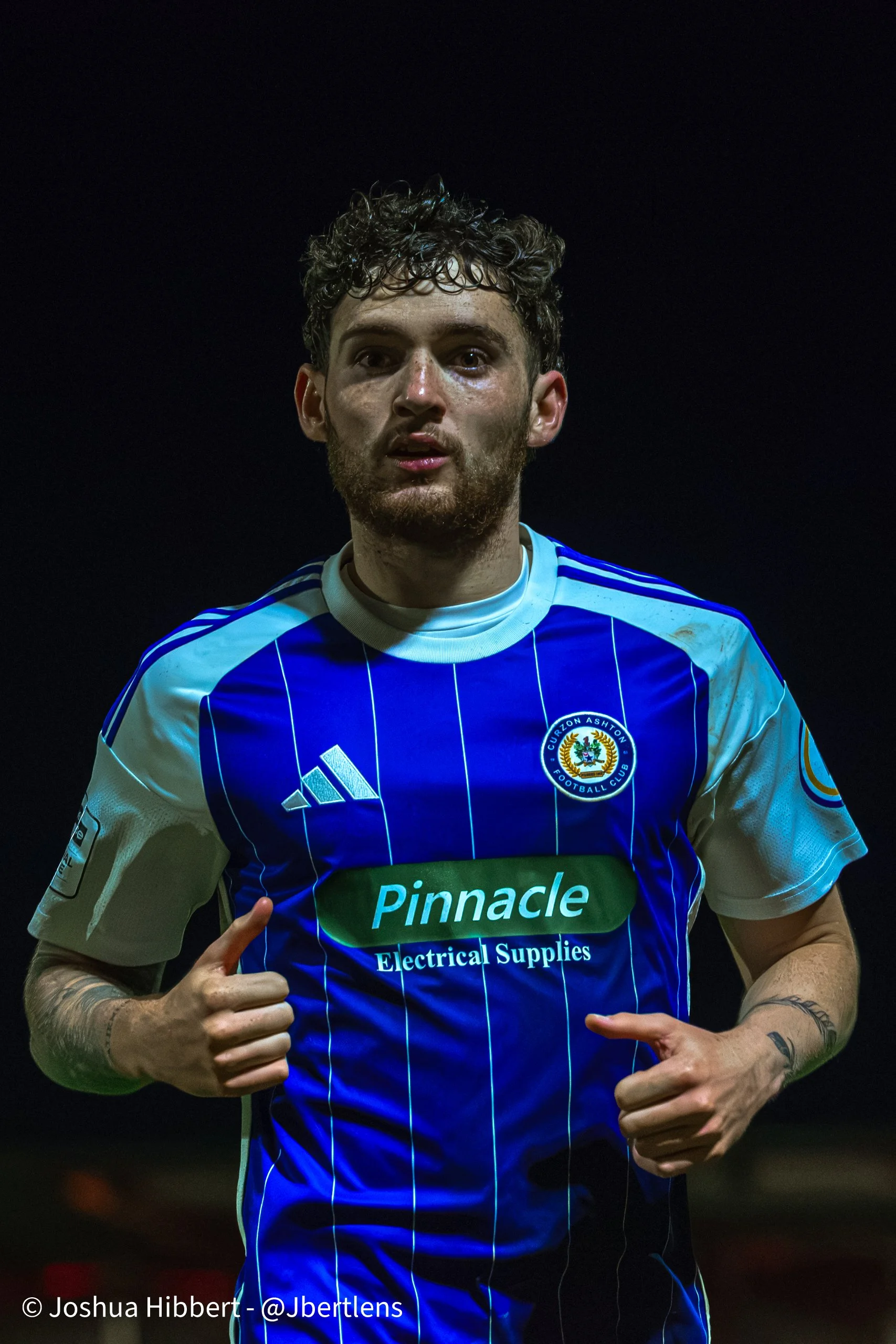 Curzon_Ashton_Droylsden_FC_Web_Sized_150426-90.jpg