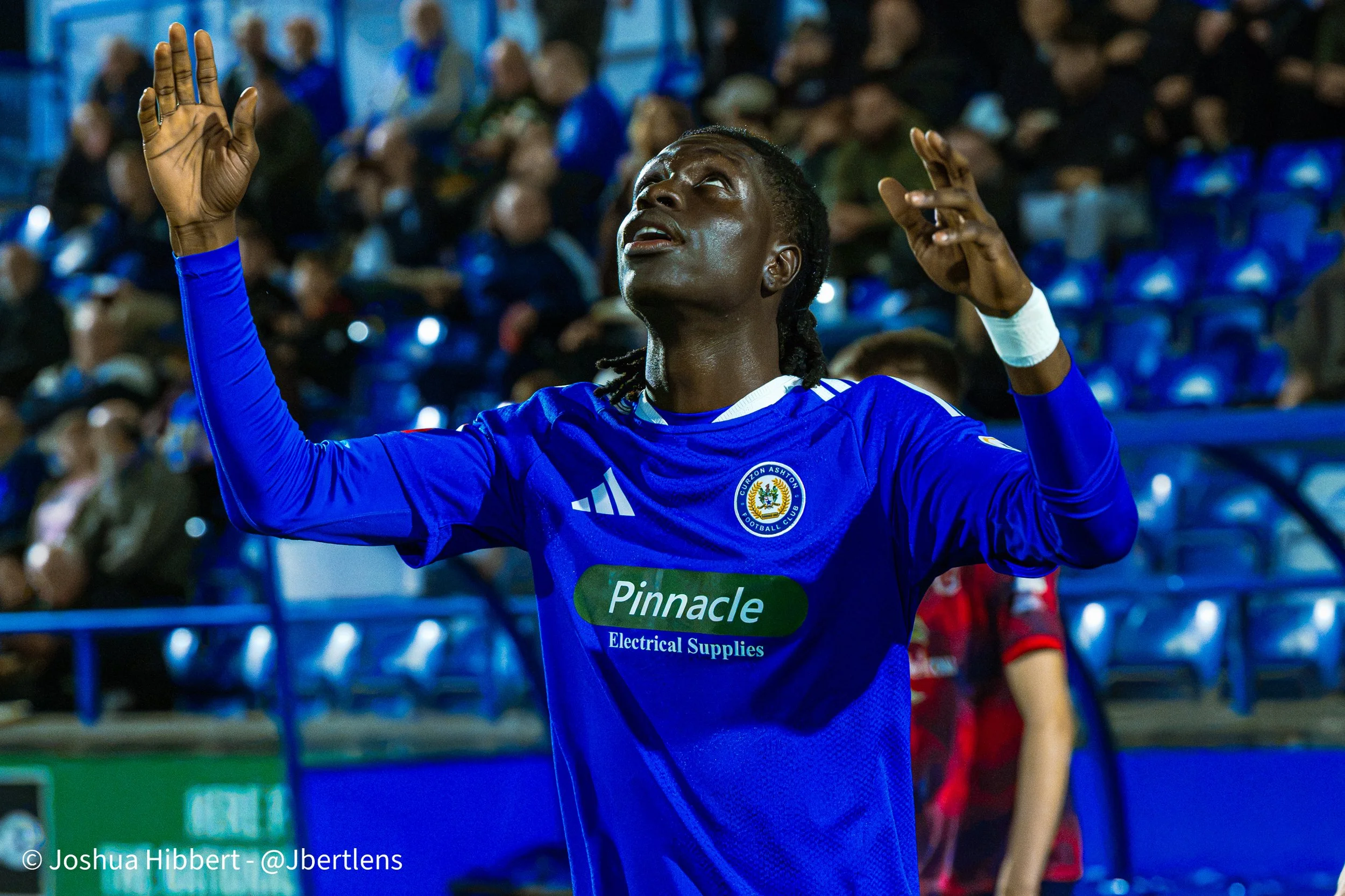 Curzon_Ashton_Redcar_Athletic_Web_Sized_06.10.26-23.jpg