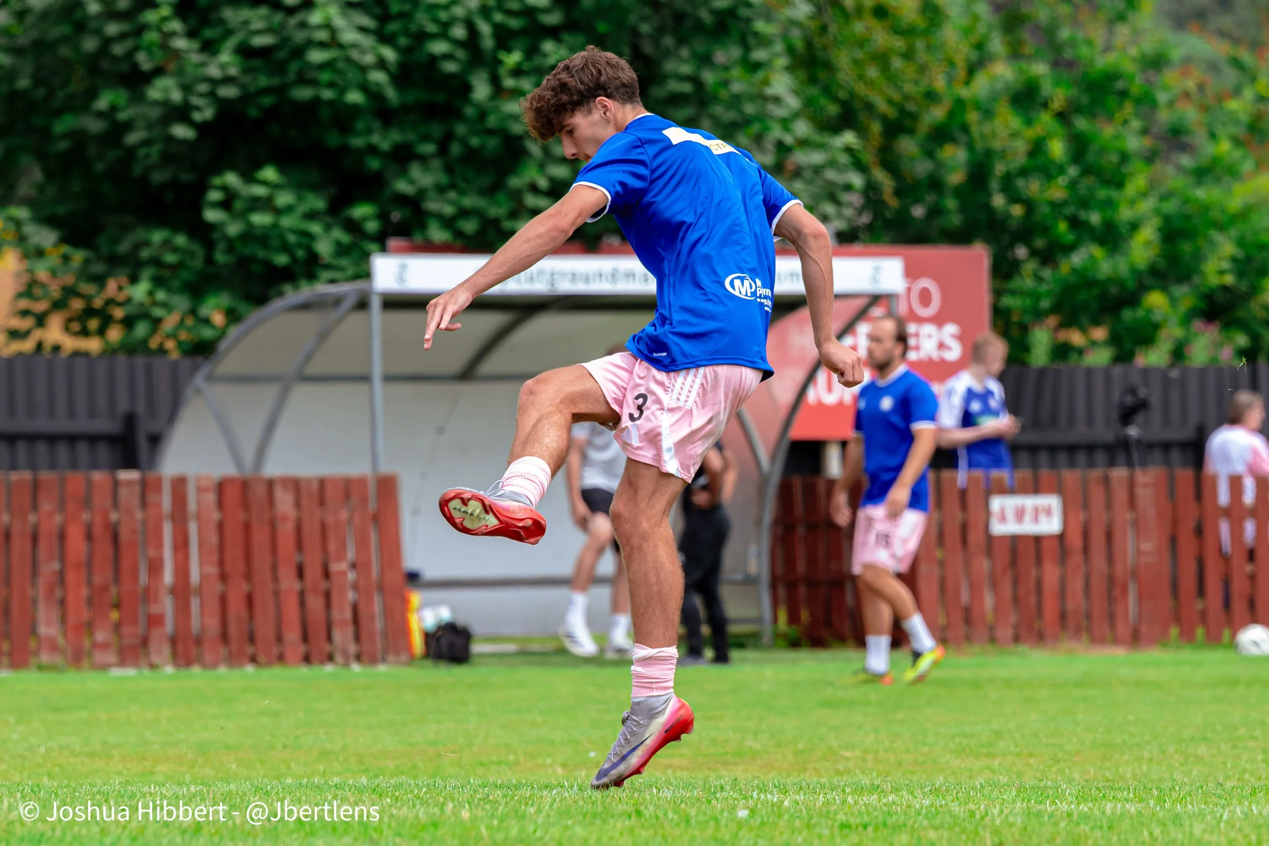 Curzon_Ashton_vs_Colne_FC_18.07.26-33.jpg