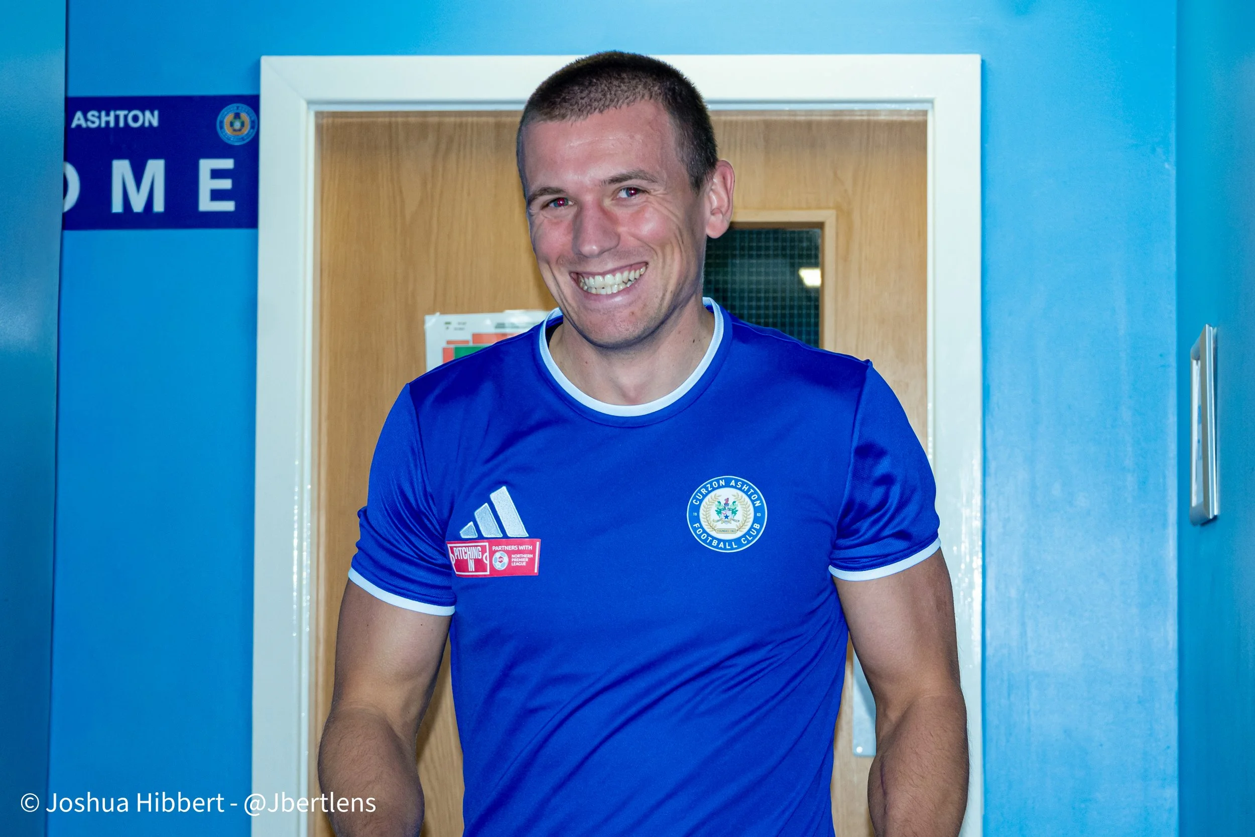 Curzon_Ashton_Redcar_Athletic_Web_Sized_06.10.26-3.jpg