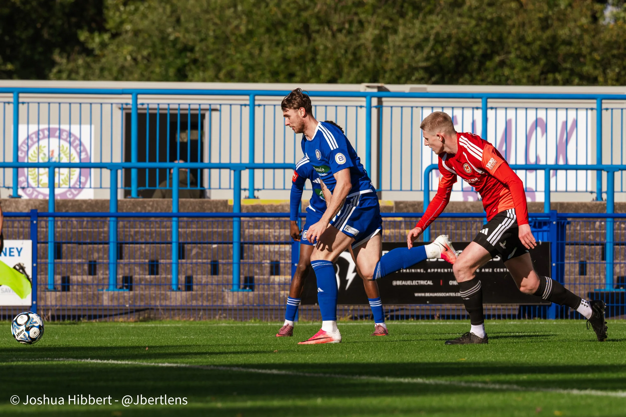 Curzon_Ashton_Hyde_United_Web_Sized_10.10.26-60.jpg
