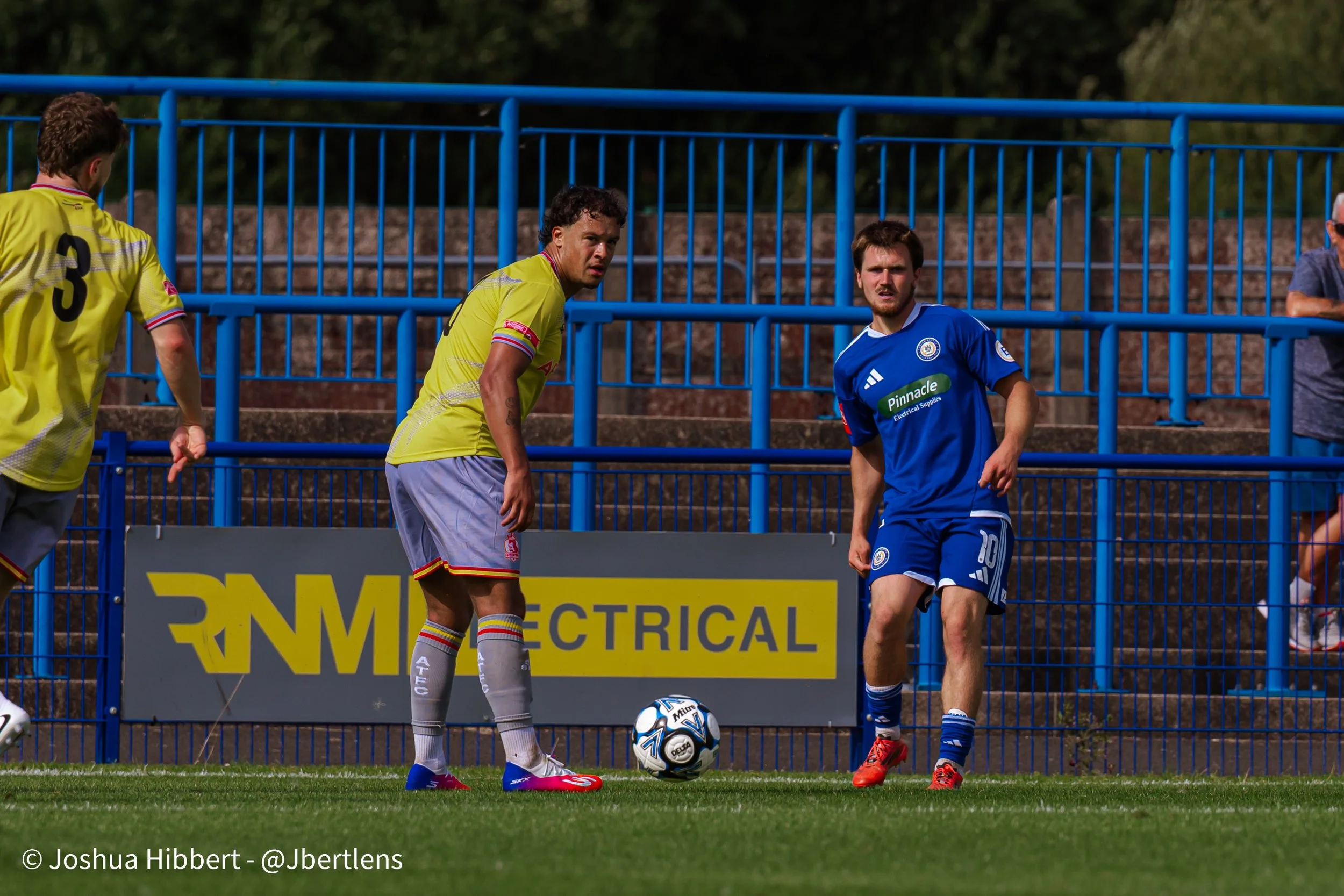 Curzon_Ashton_Alfreton_Town_Web_Sized-123.jpg