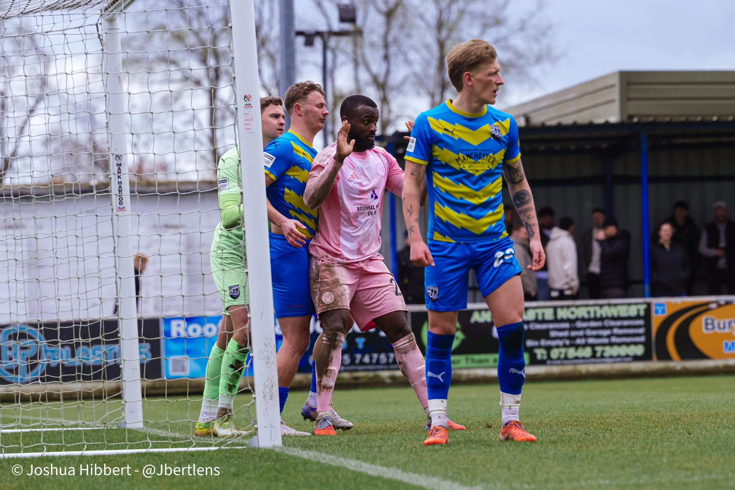 Sport_Photography_Curzon_Ashton_Radcliffe_FC_03.04.26-86.jpg