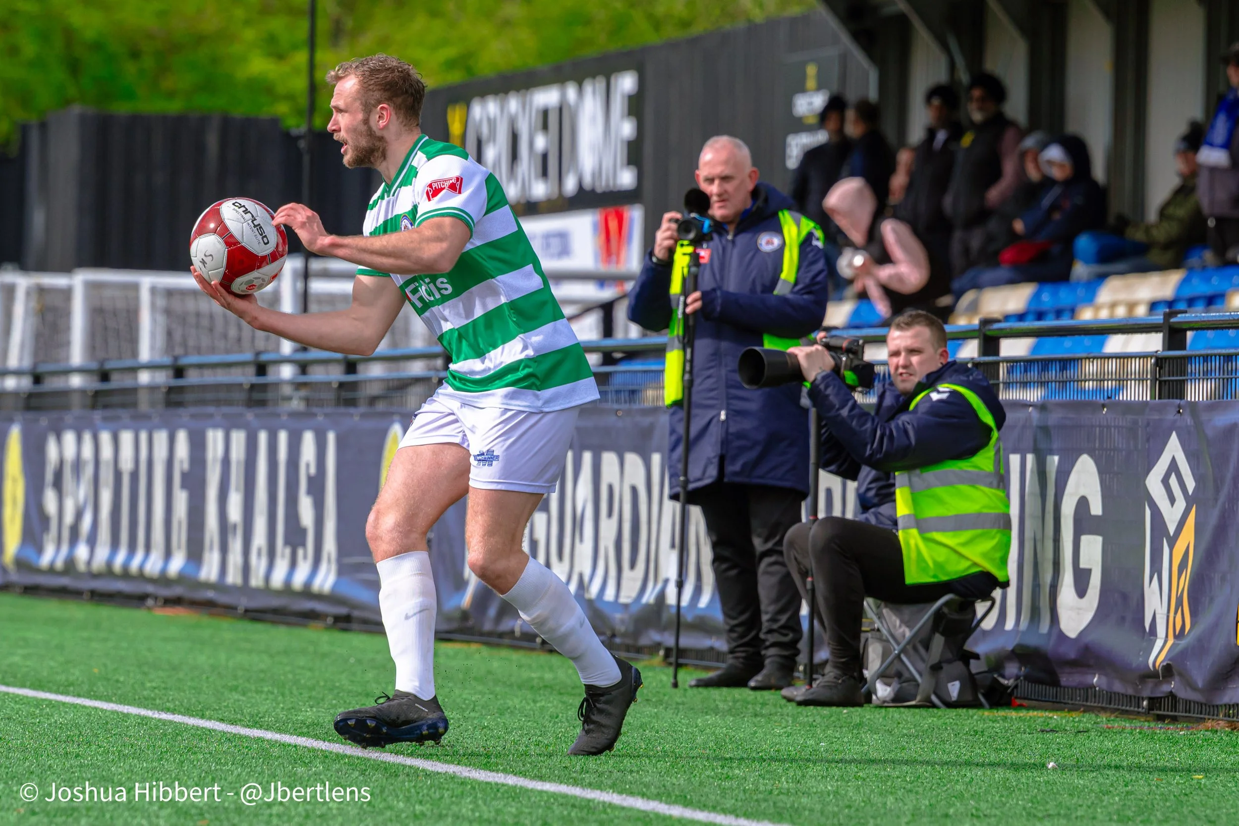 Sport_Photography_Stalybridge_Celtic_Sporting_Khalsa_11.04 (28).jpg