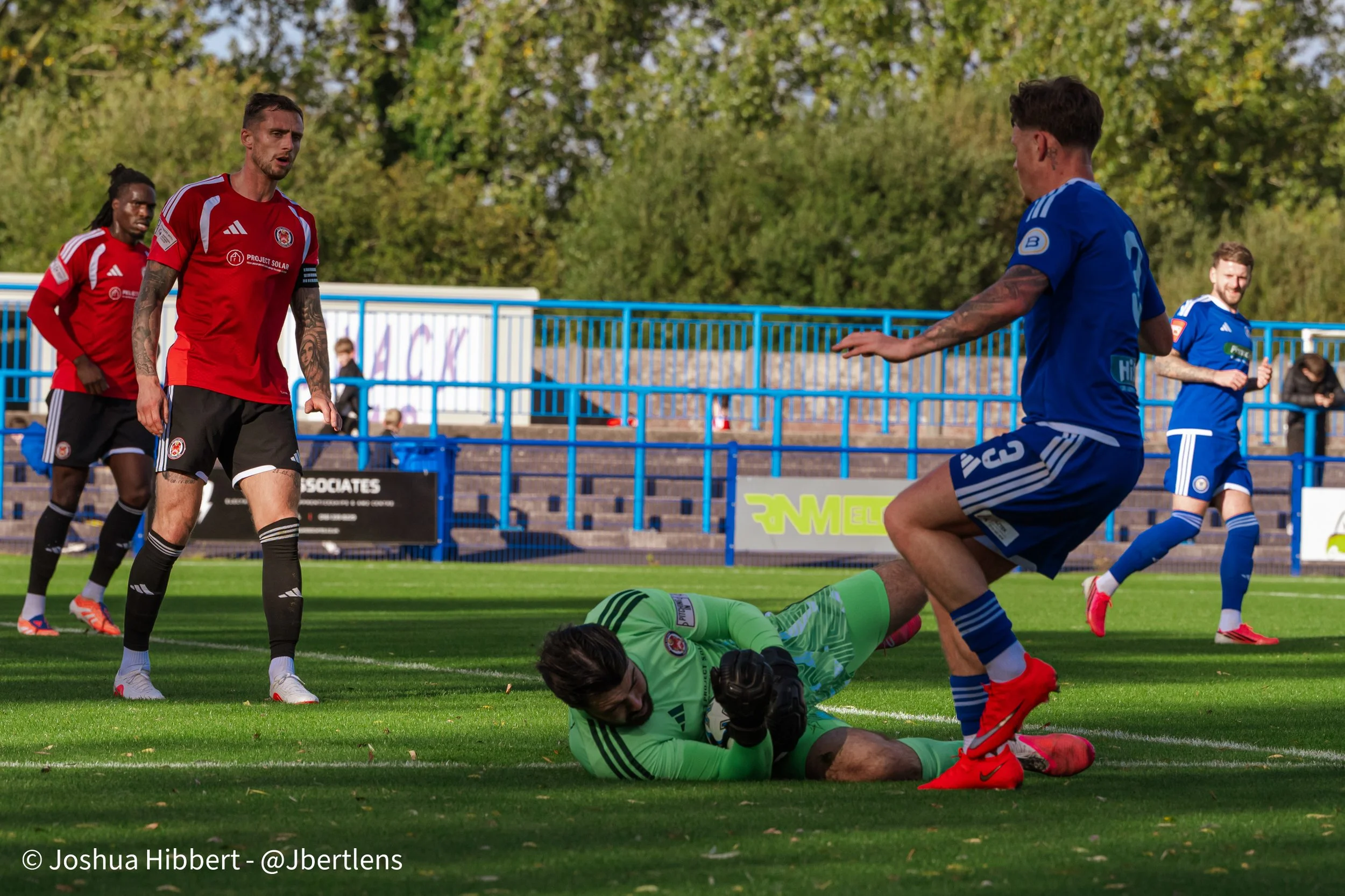 Curzon_Ashton_Hyde_United_Web_Sized_10.10.26-78.jpg