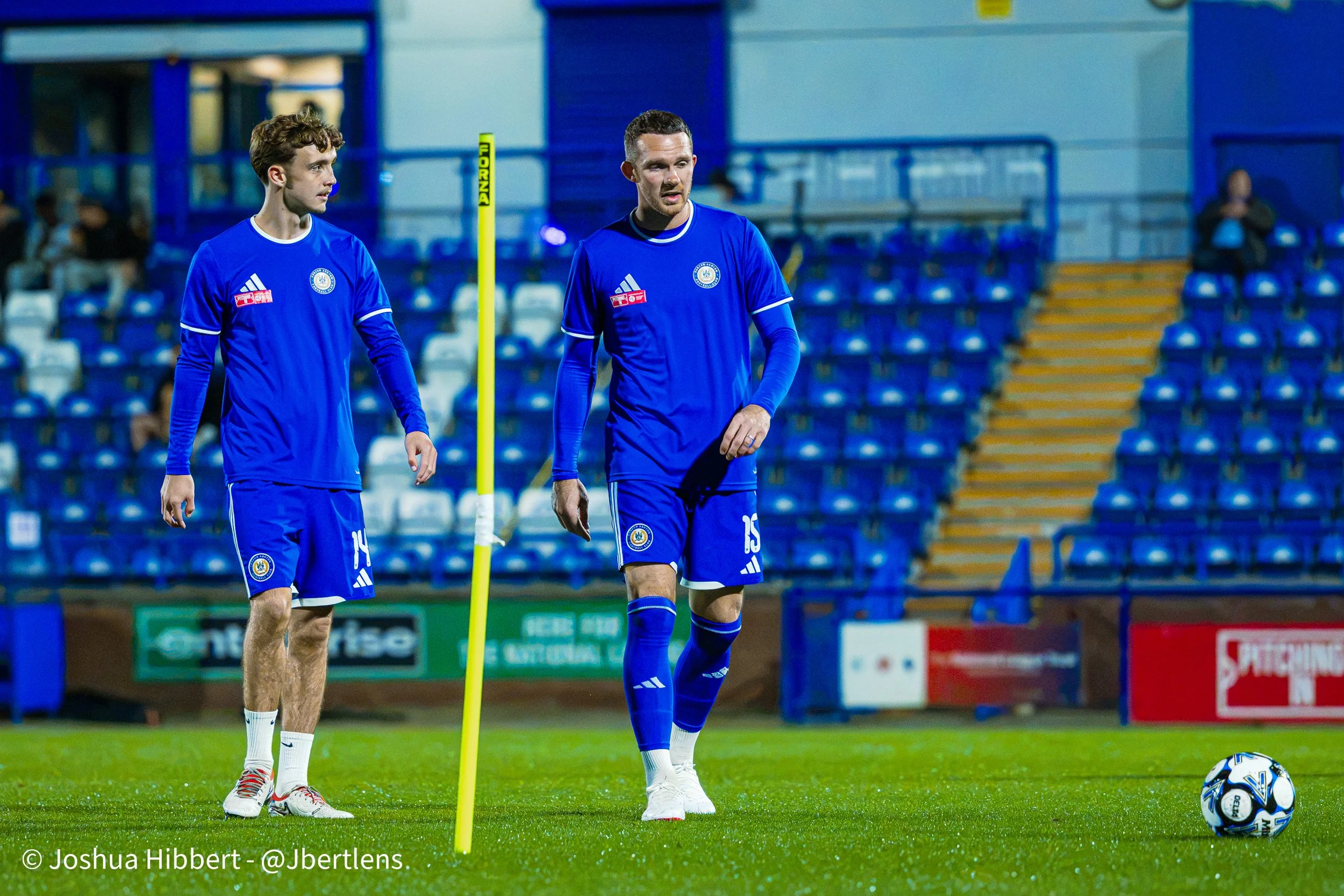 Curzon_Ashton_Redcar_Athletic_Web_Sized_06.10.26-6.jpg