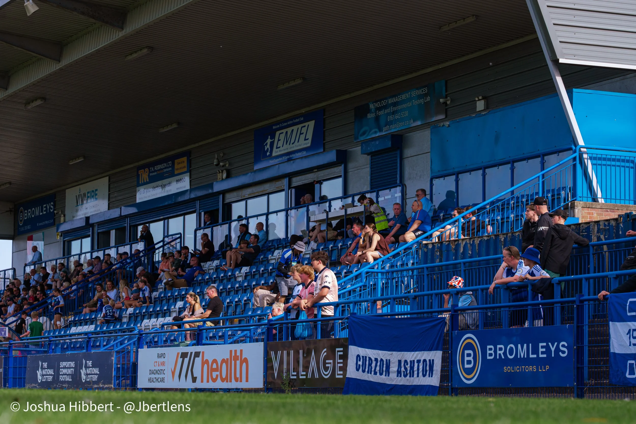 Curzon_Ashton_Alfreton_Town_Web_Sized-175.jpg