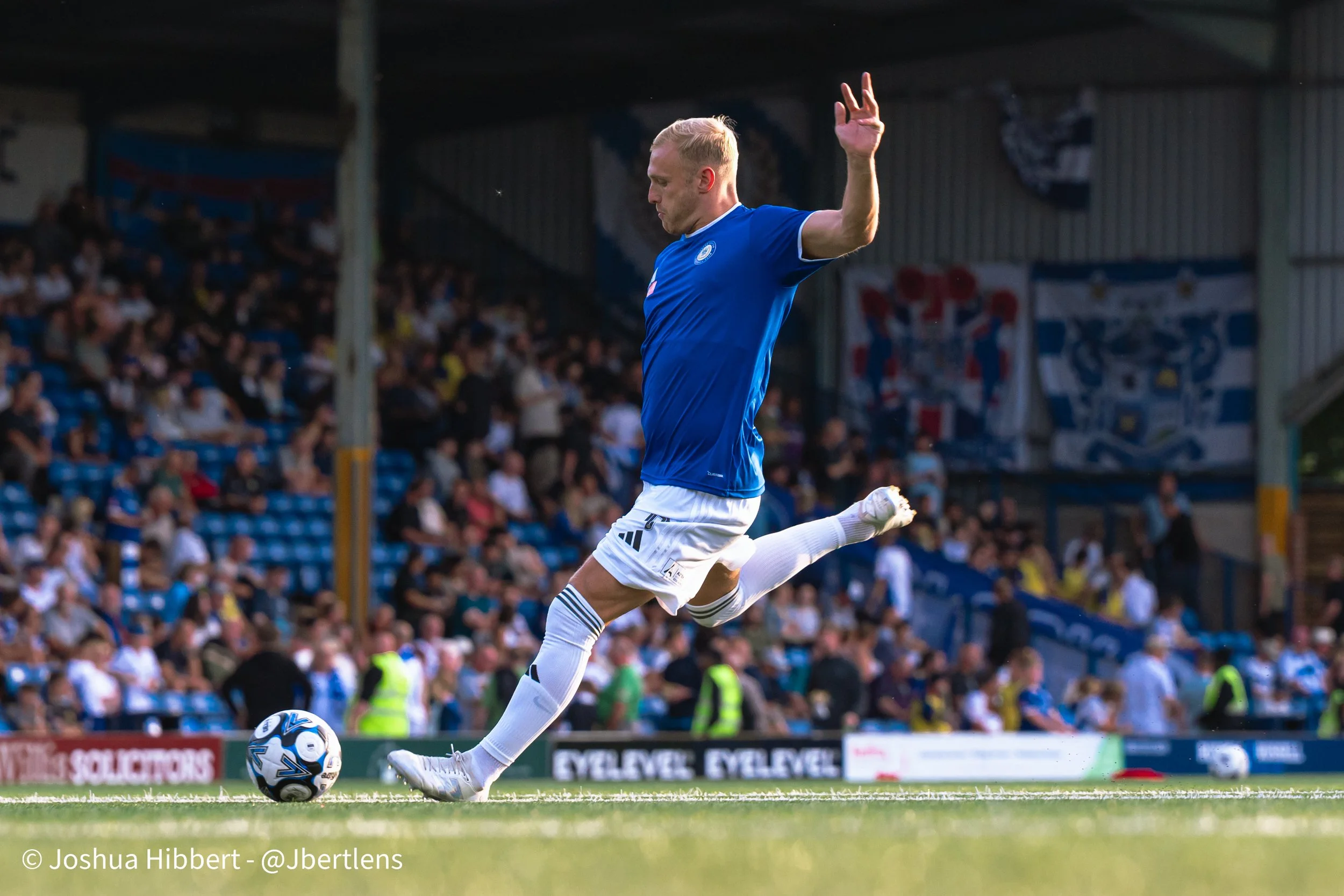 Curzon_Ashton_Bury_FC_Web_Sized_11.08.26-21.jpg