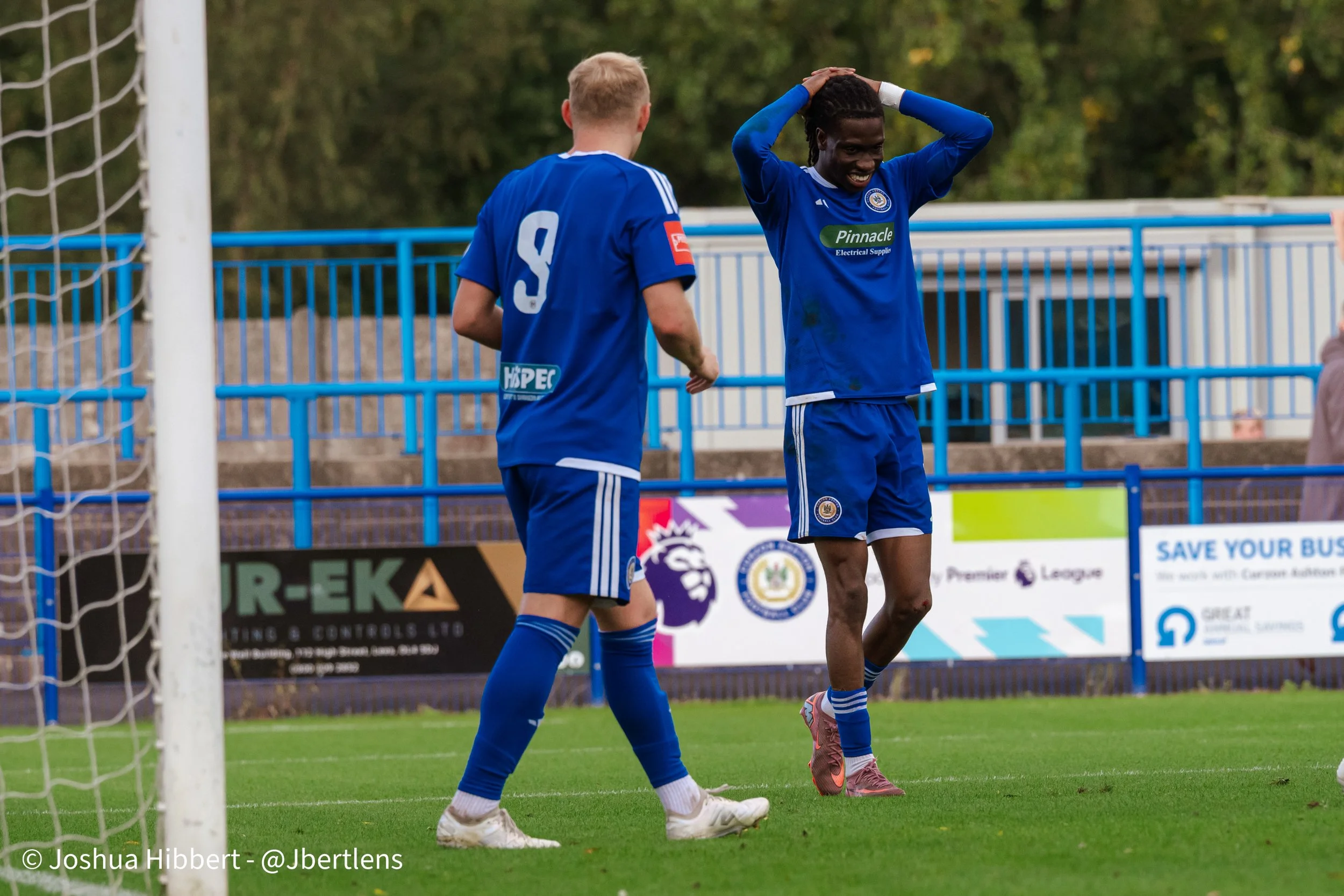 Curzon_Ashton_Hyde_United_Web_Sized_10.10.26-96.jpg