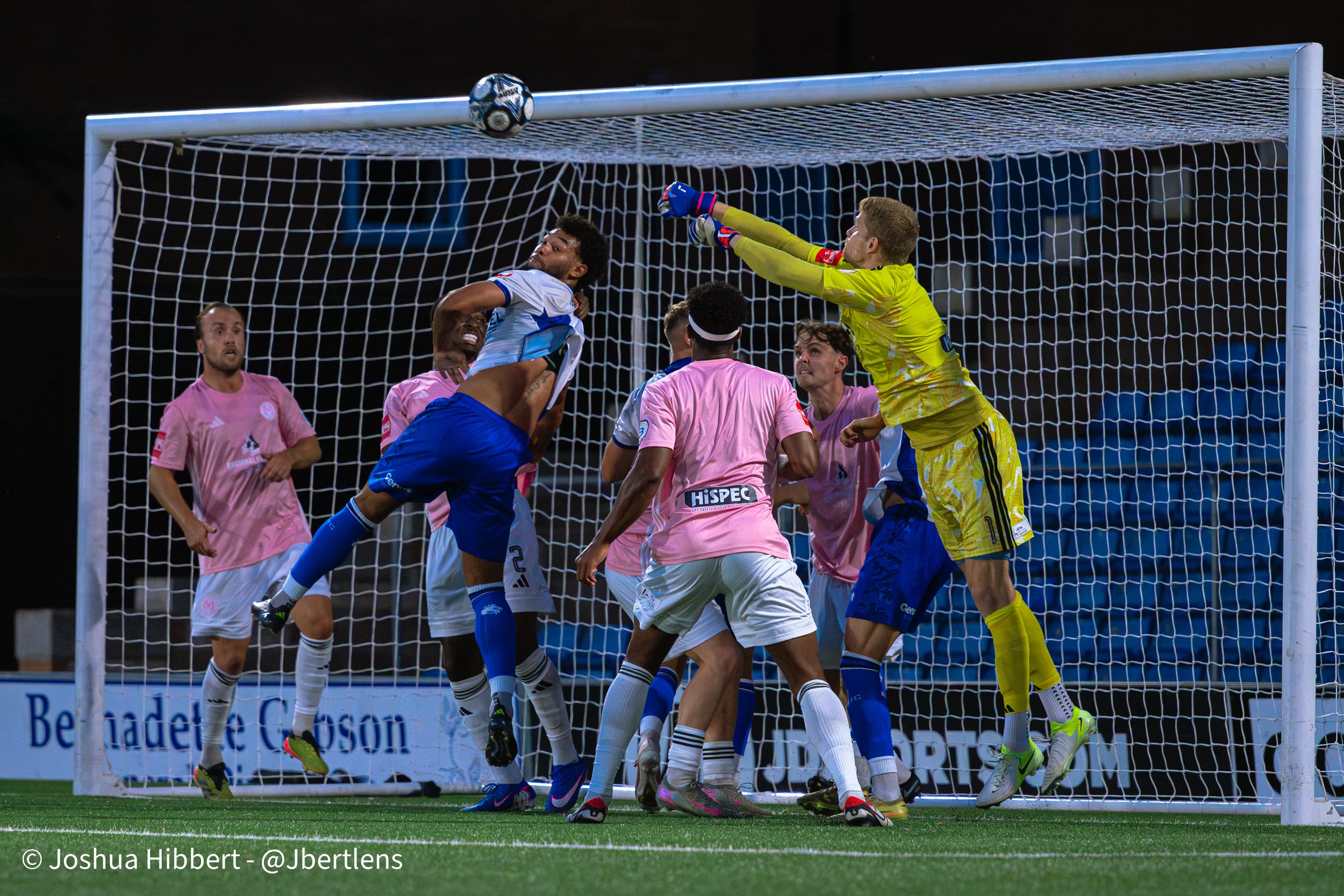 Curzon_Ashton_Bury_FC_Web_Sized_11.08.26-108.jpg