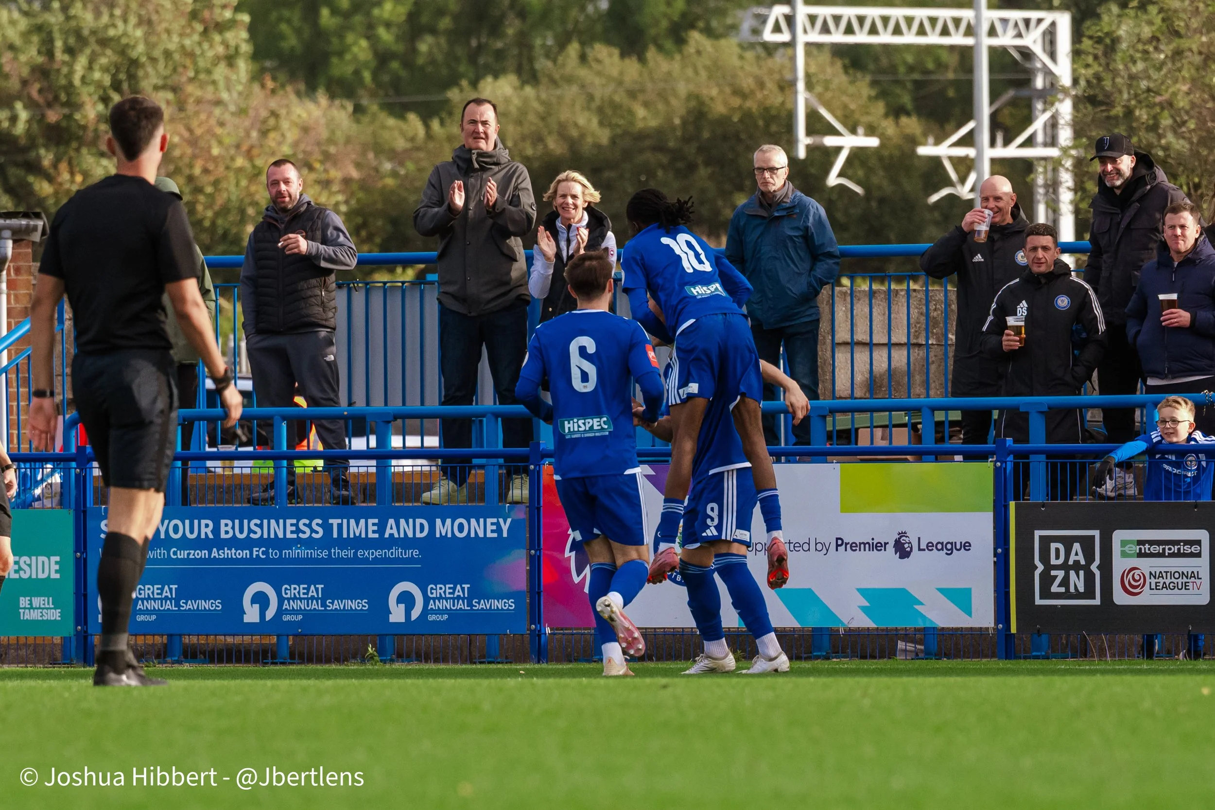 Curzon_Ashton_Hyde_United_Web_Sized_10.10.26-109.jpg