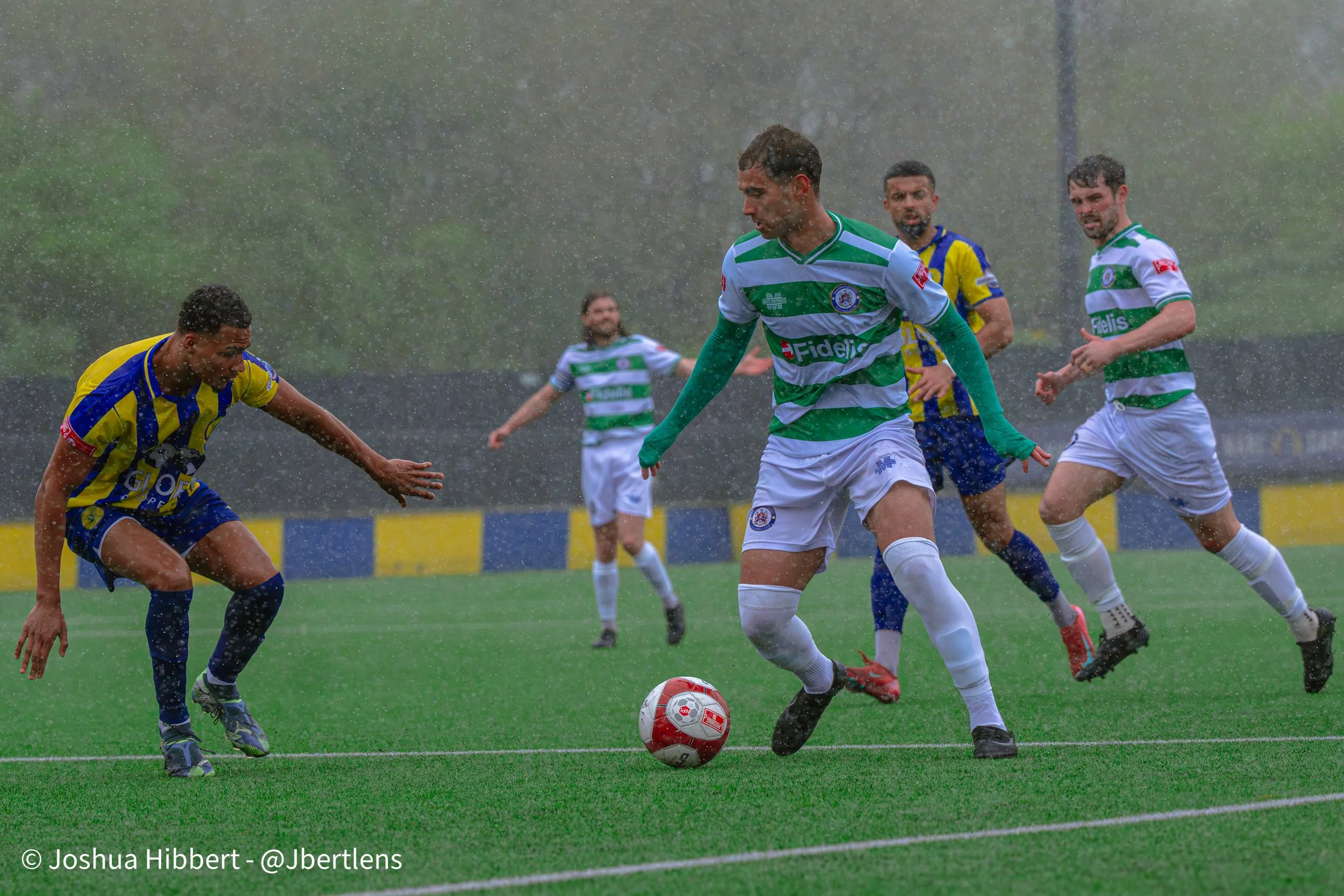 Sport_Photography_Stalybridge_Celtic_Sporting_Khalsa_11.04 (17).jpg