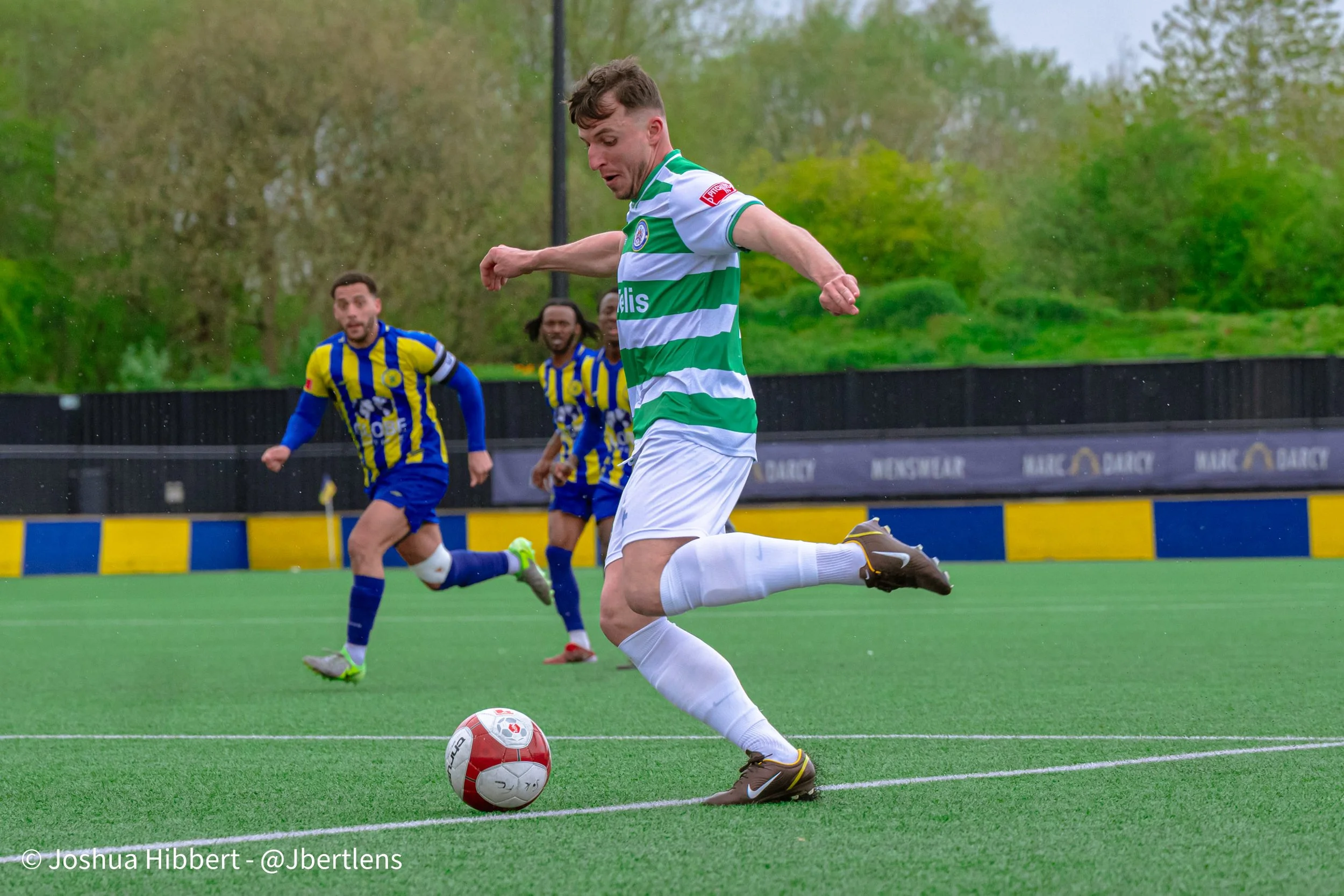 Sport_Photography_Stalybridge_Celtic_Sporting_Khalsa_11.04 (14).jpg
