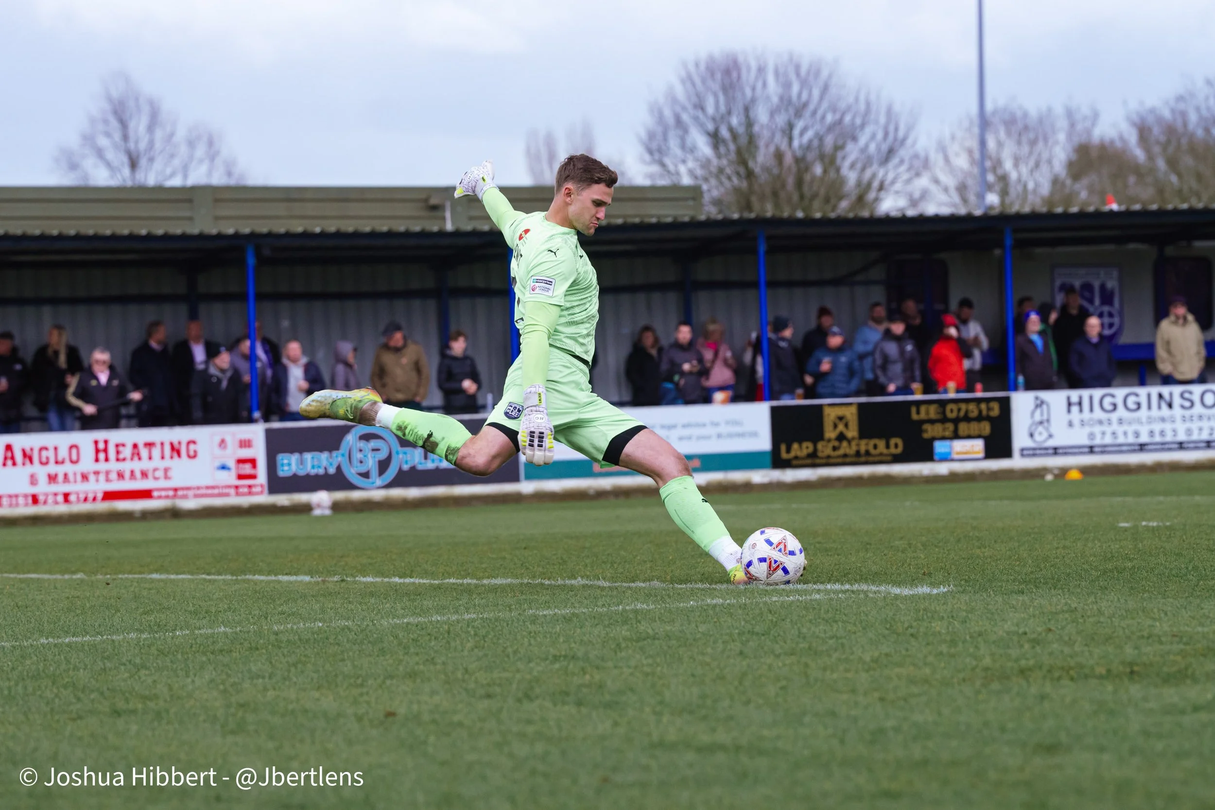 Sport_Photography_Curzon_Ashton_Radcliffe_FC_03.04.26-69.jpg