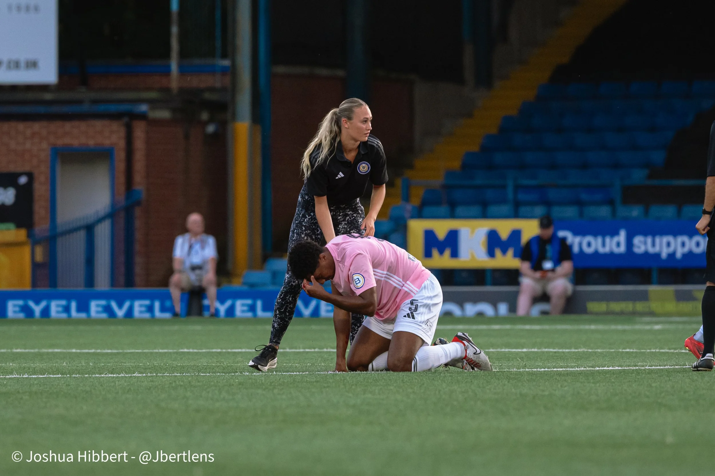 Curzon_Ashton_Bury_FC_Web_Sized_11.08.26-63.jpg