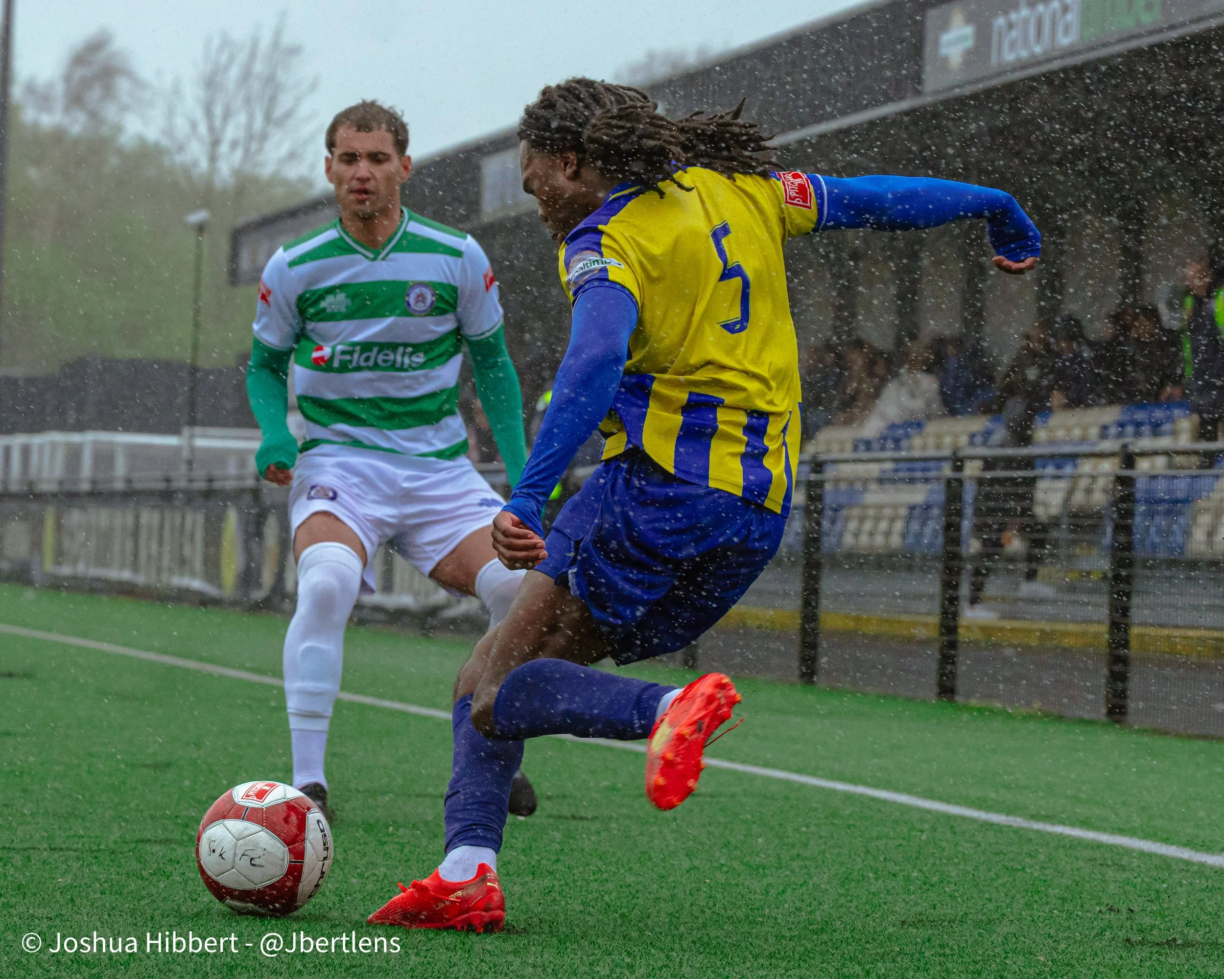 Sport_Photography_Stalybridge_Celtic_Sporting_Khalsa_11.04 (16).jpg