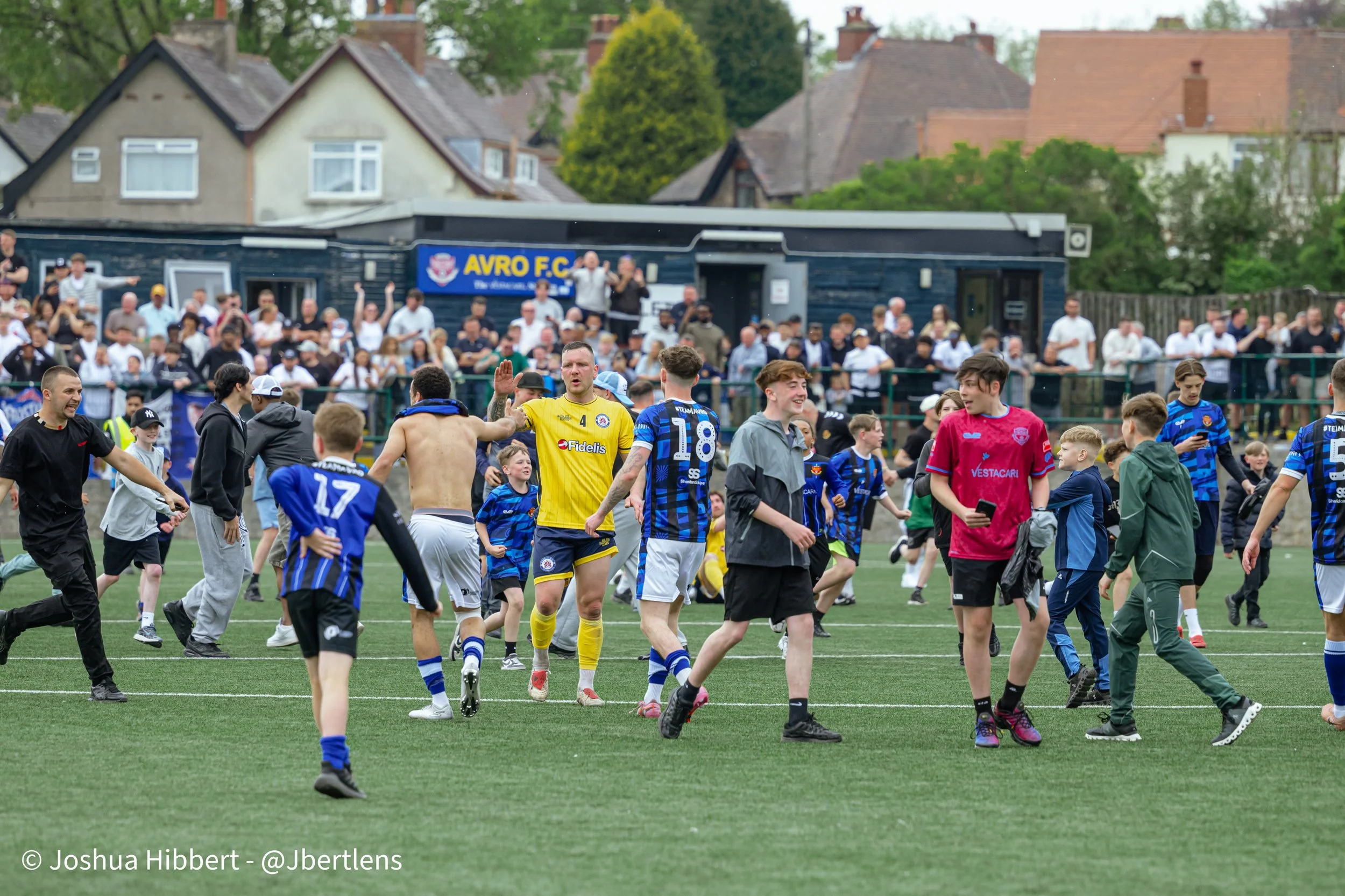 Sport_Photography_Stalybridge_Celtic_Avro_10.05.26-175.jpg