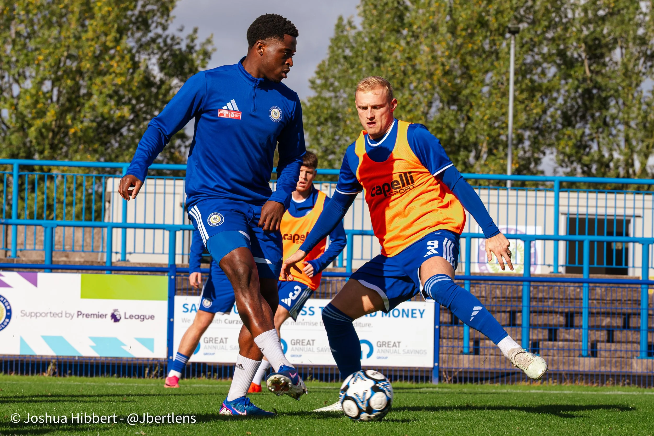 Curzon_Ashton_Hyde_United_Web_Sized_10.10.26-13.jpg