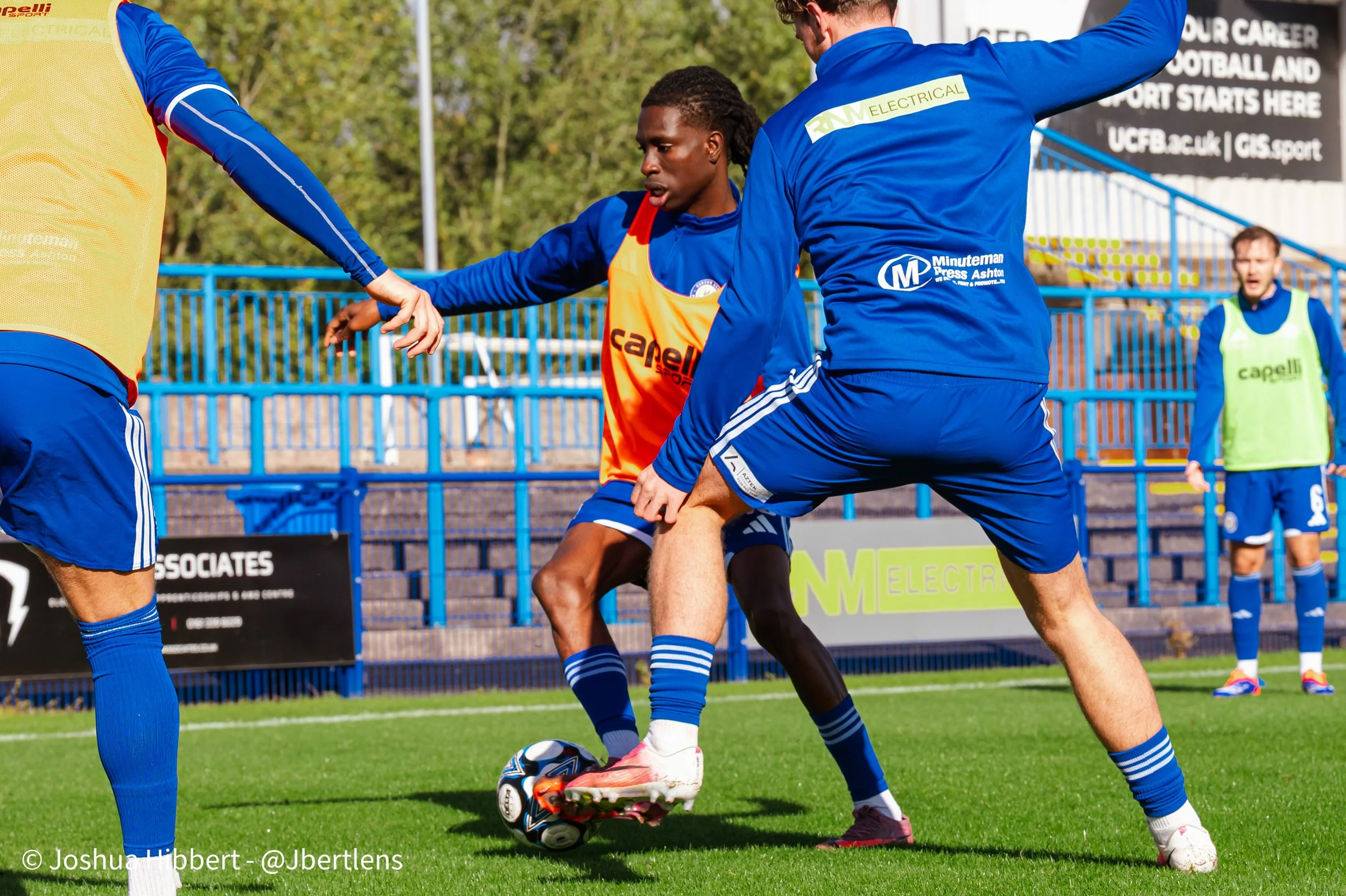 Curzon_Ashton_Hyde_United_Web_Sized_10.10.26-11.jpg