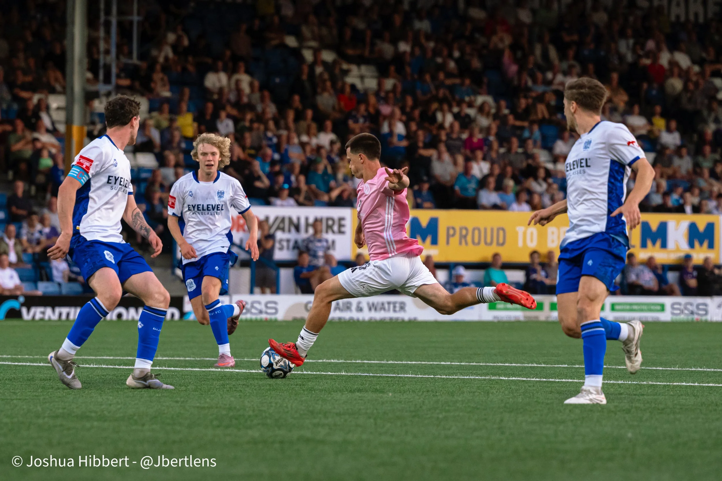 Curzon_Ashton_Bury_FC_Web_Sized_11.08.26-77.jpg