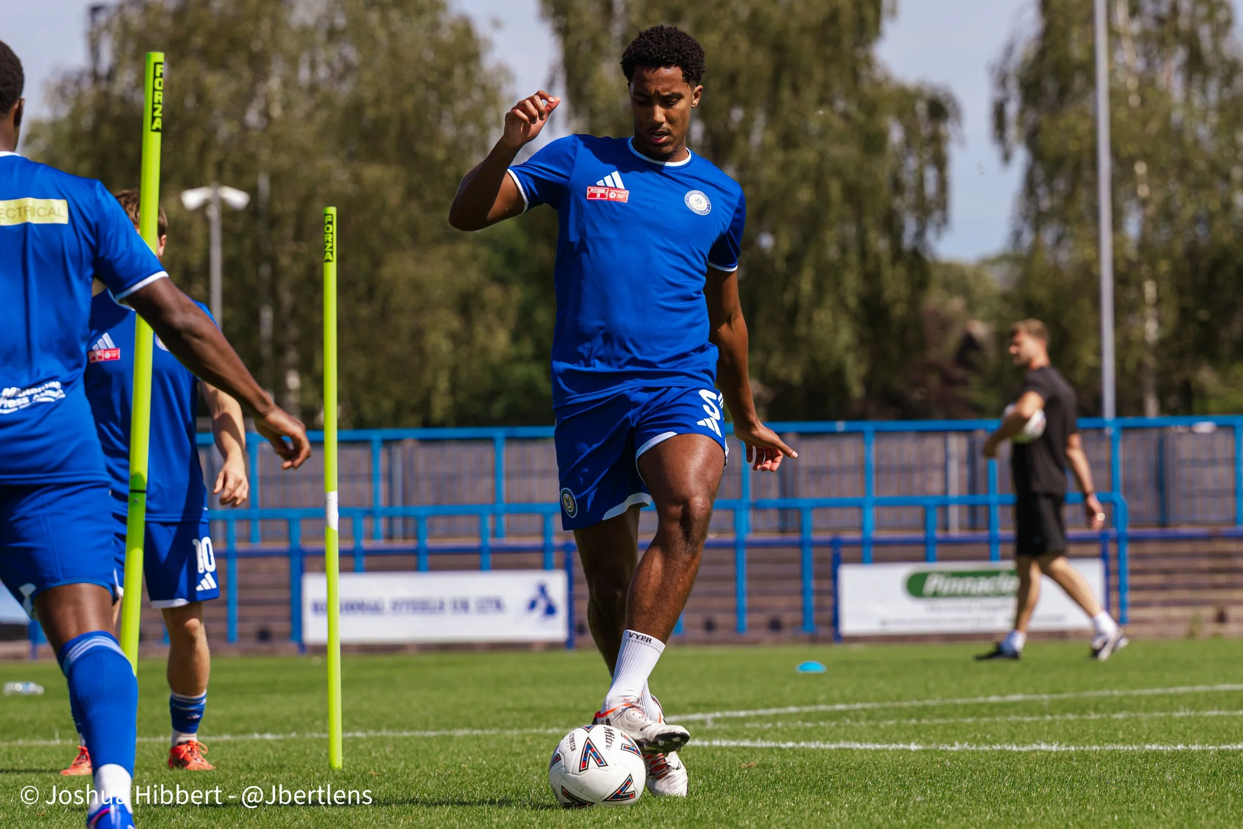 Curzon_Ashton_Alfreton_Town_Web_Sized-9.jpg