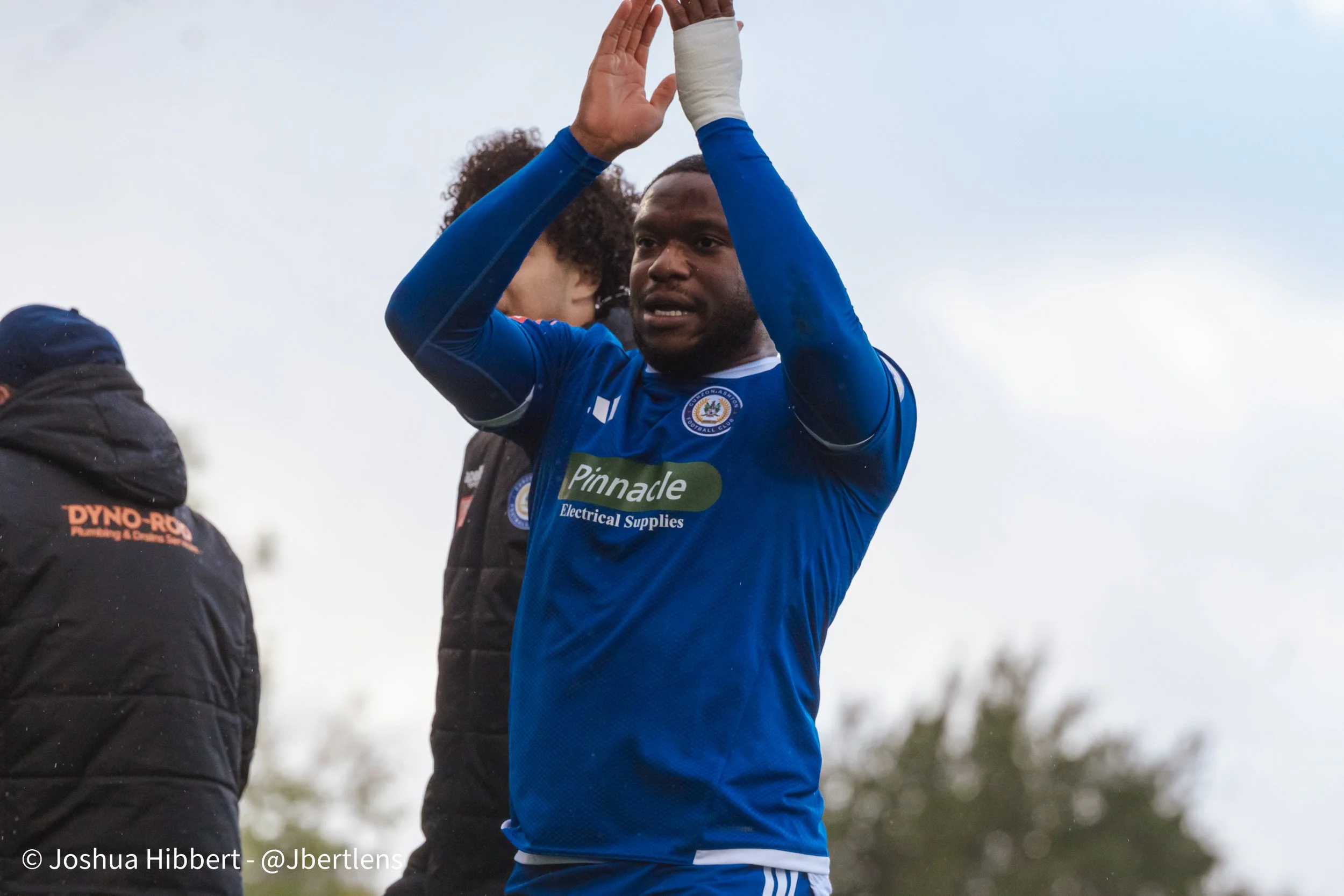Curzon_Ashton_Hyde_United_Web_Sized_10.10.26-191.jpg