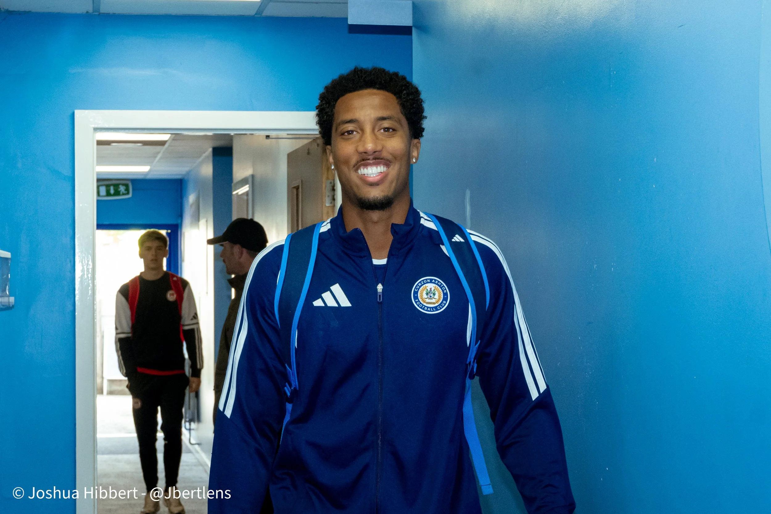 Curzon_Ashton_Hyde_United_Web_Sized_10.10.26-4.jpg