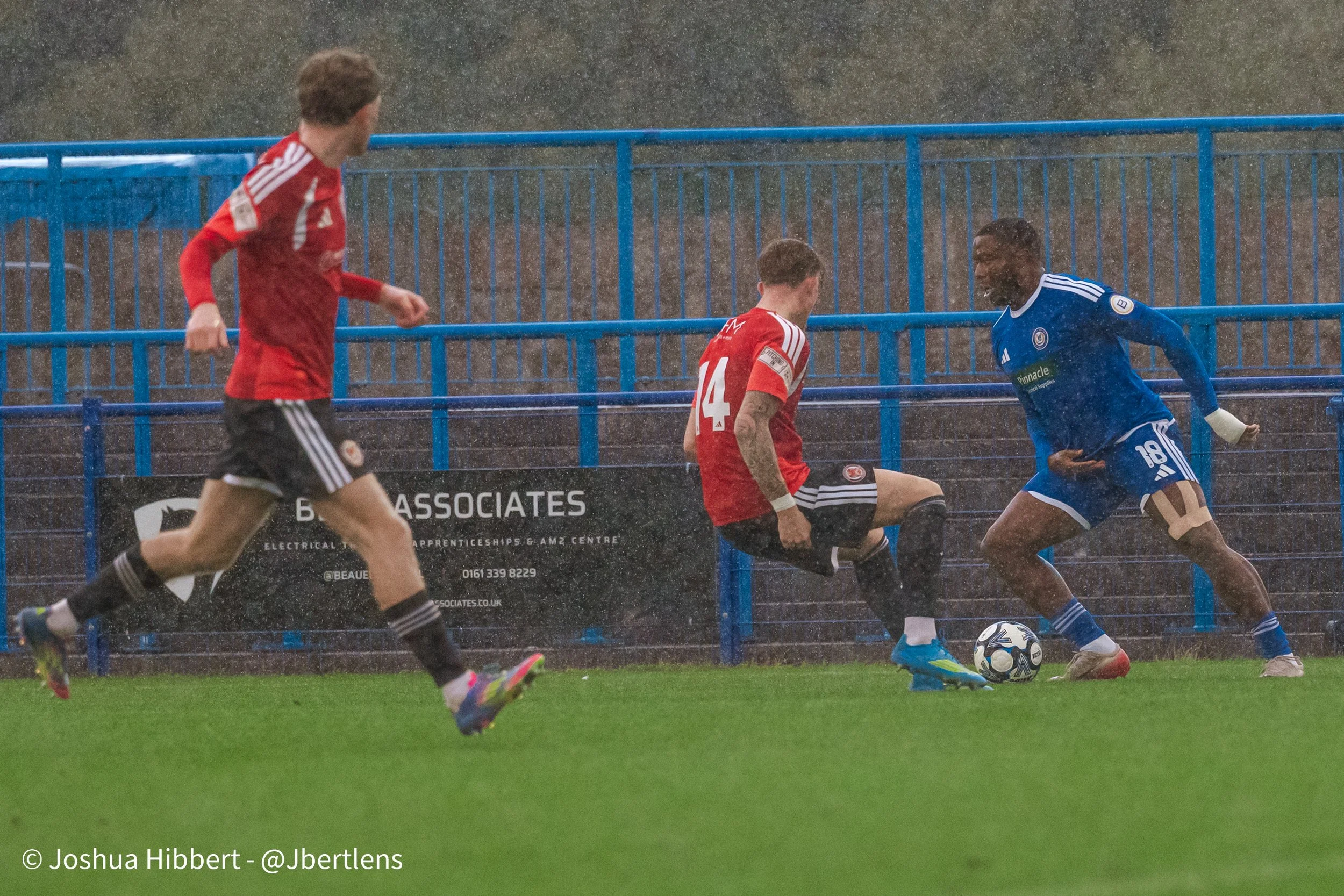 Curzon_Ashton_Hyde_United_Web_Sized_10.10.26-182.jpg