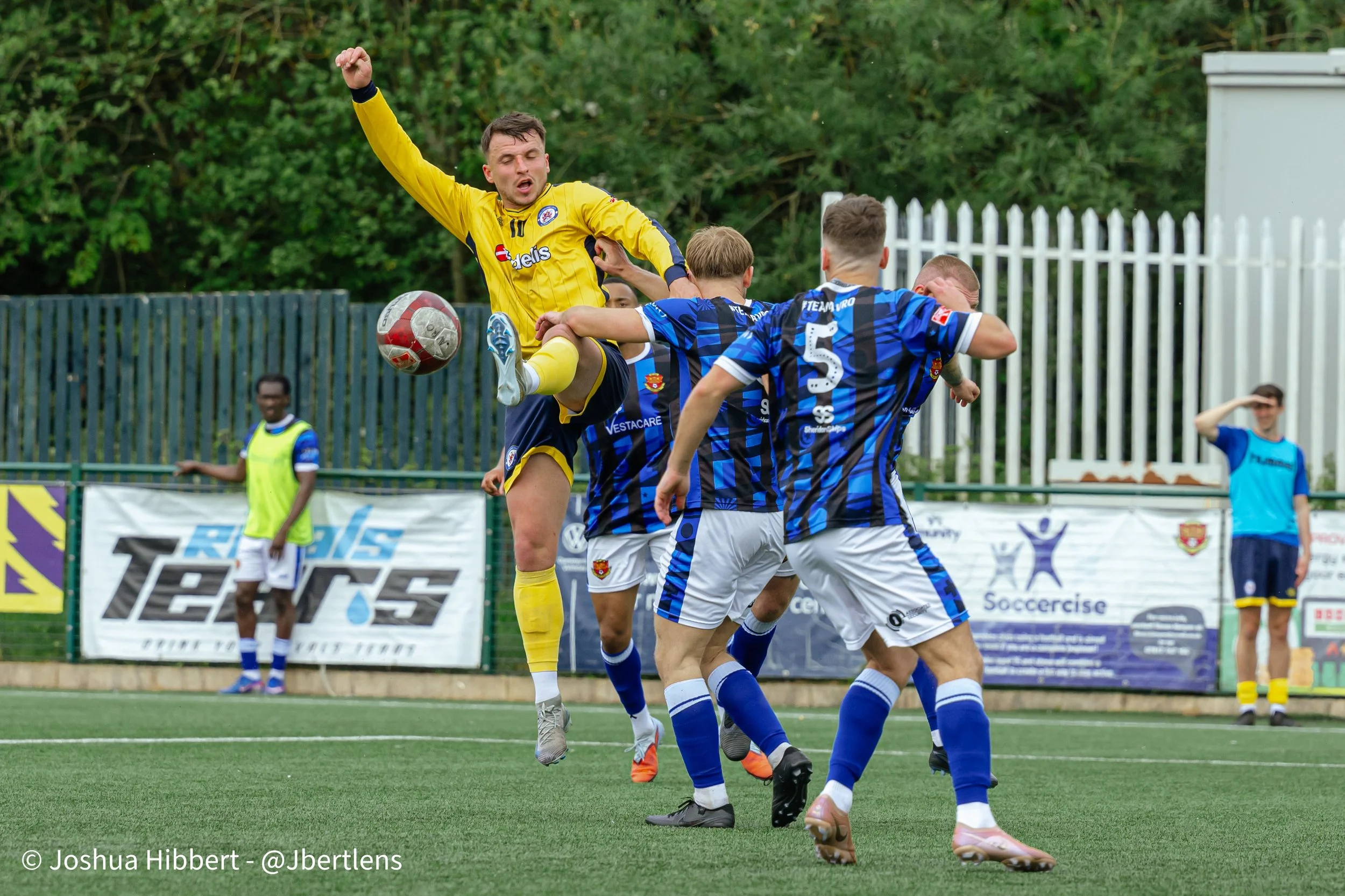 Sport_Photography_Stalybridge_Celtic_Avro_10.05.26-152.jpg