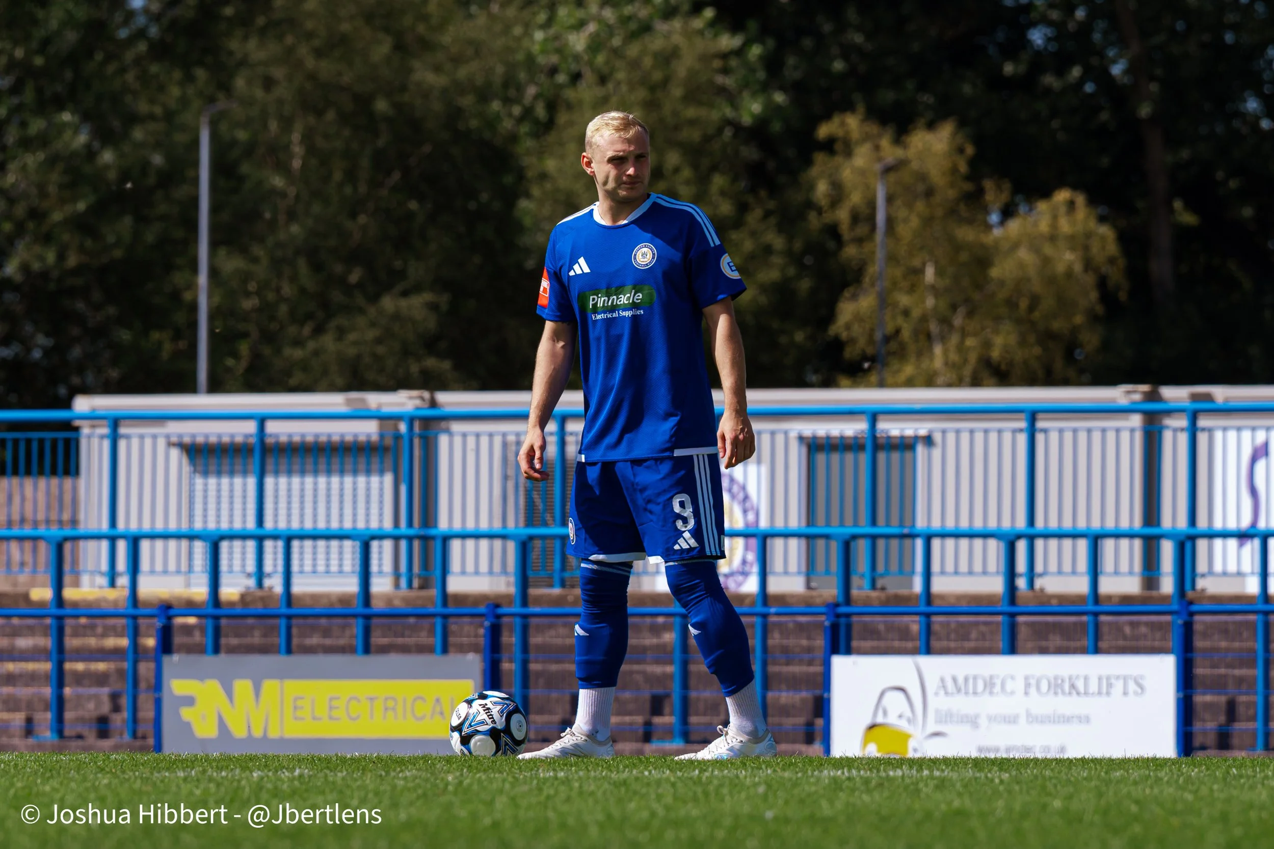 Curzon_Ashton_Alfreton_Town_Web_Sized-41.jpg