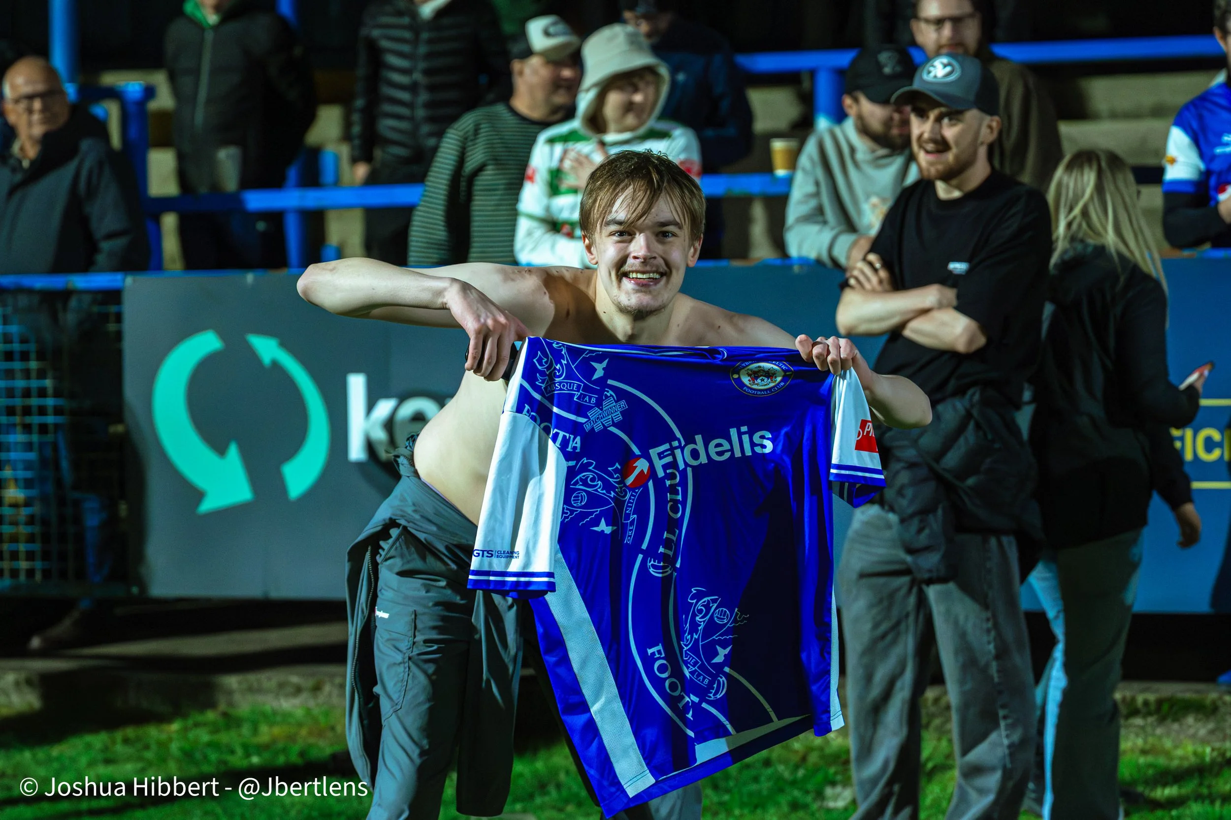 Sport_Photography_Stalybridge_Celtic_Runcorn_Linnets_28.04.26-91.jpg