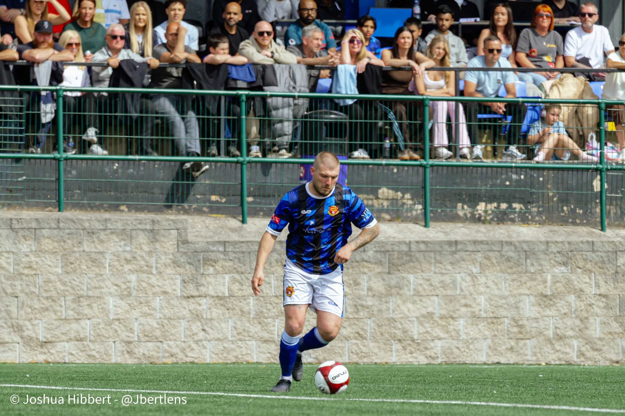 Sport_Photography_Stalybridge_Celtic_Avro_10.05.26-41.jpg