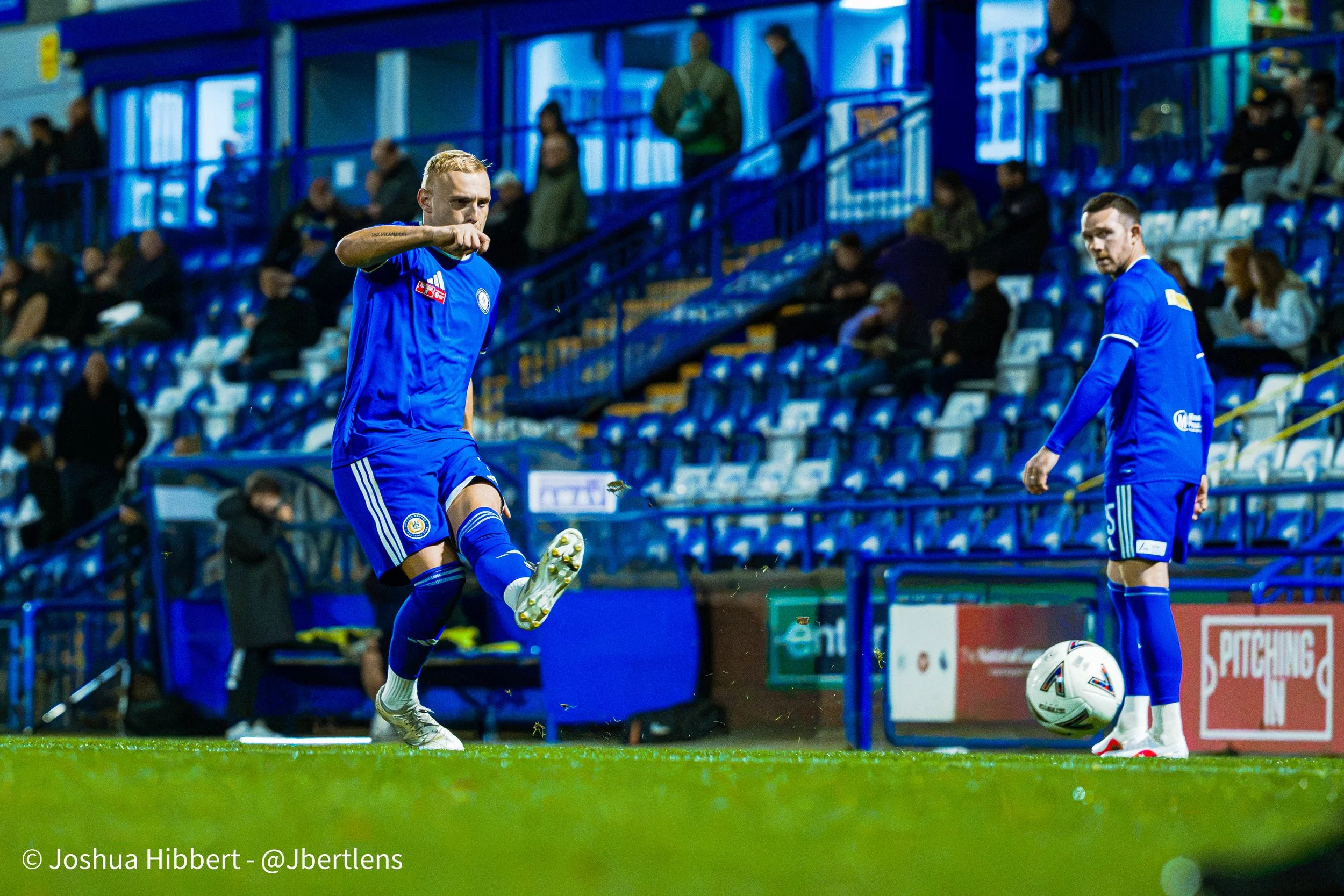 Curzon_Ashton_Redcar_Athletic_Web_Sized_06.10.26-10.jpg