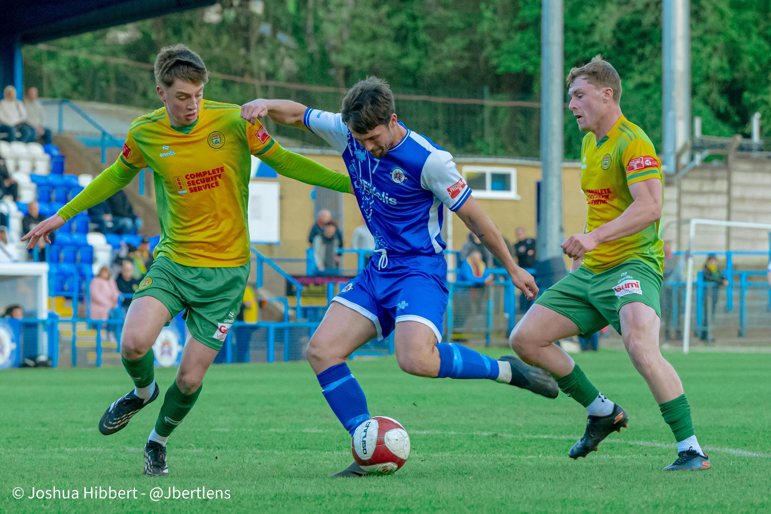 Sport_Photography_Stalybridge_Celtic_Runcorn_Linnets_28.04.26-31.jpg
