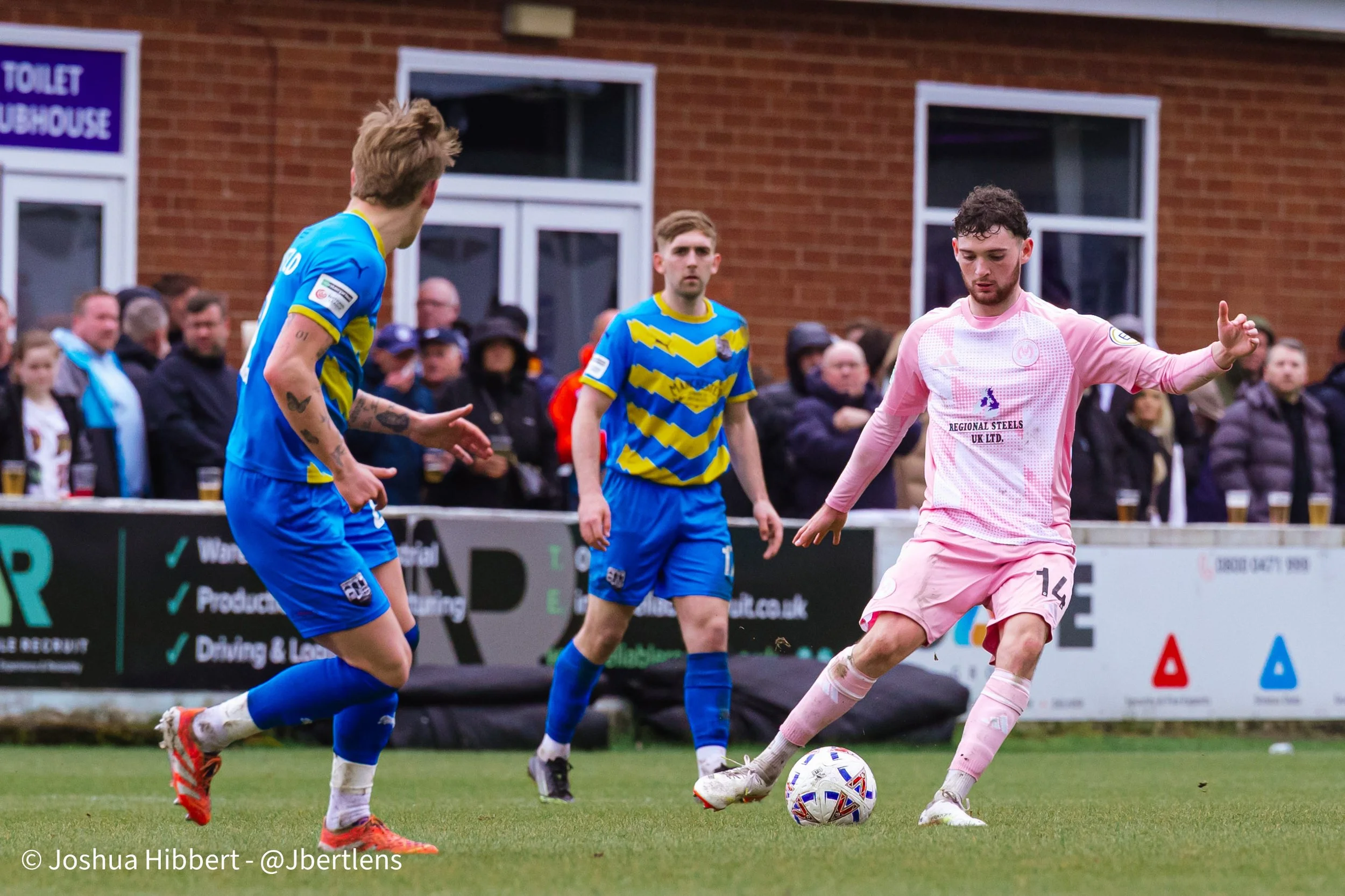 Sport_Photography_Curzon_Ashton_Radcliffe_FC_03.04.26-80.jpg