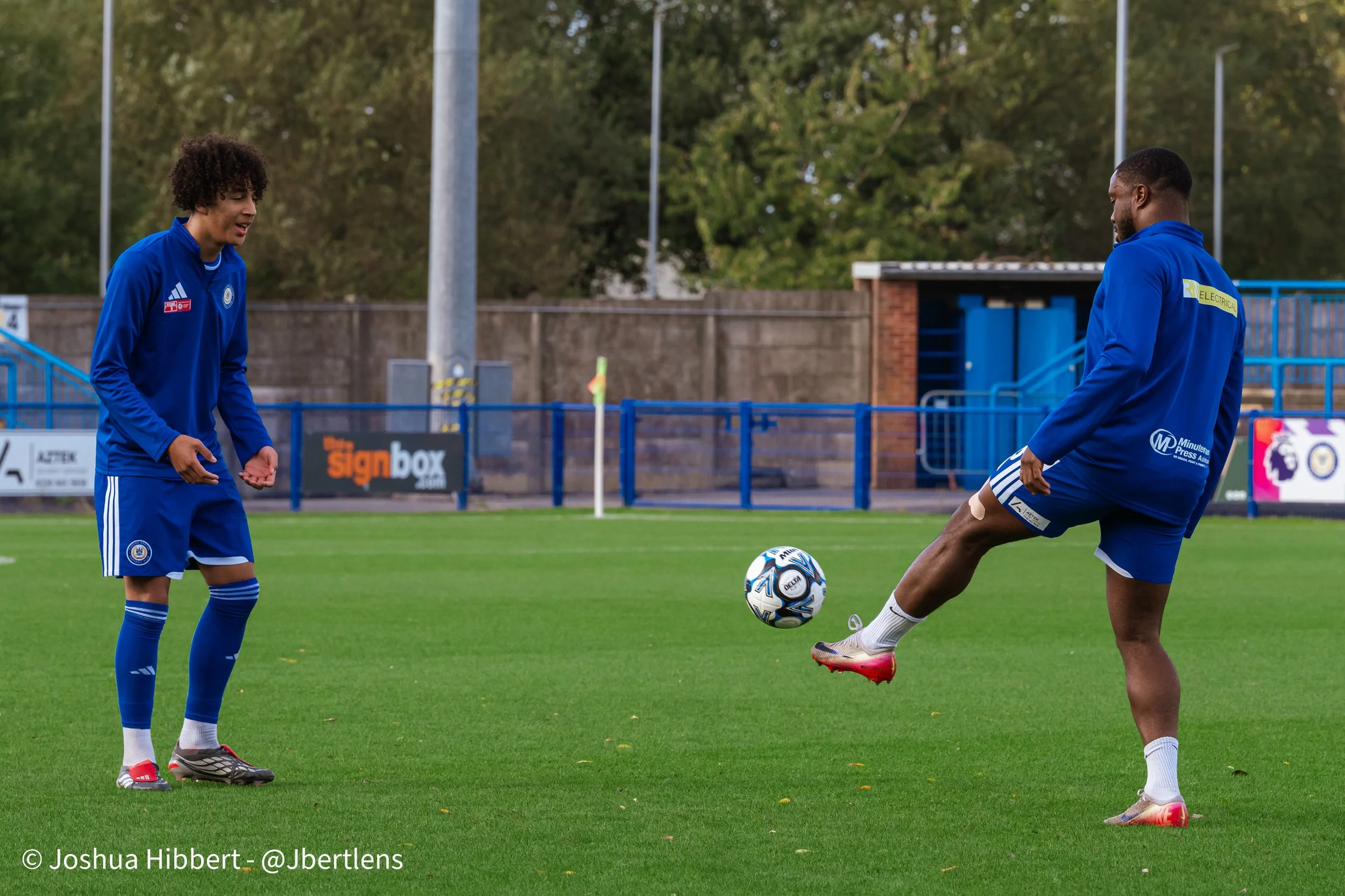 Curzon_Ashton_Hyde_United_Web_Sized_10.10.26-24.jpg